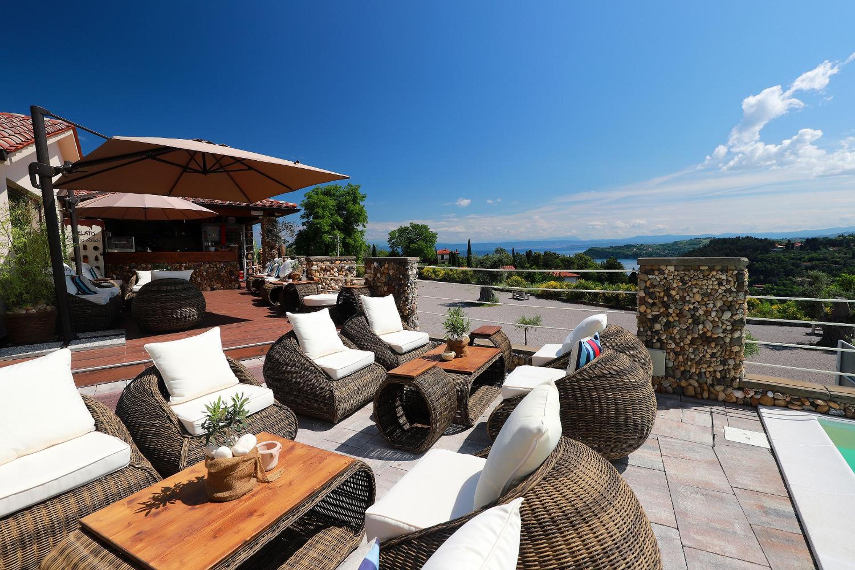 Apartments VIP Residence view 3