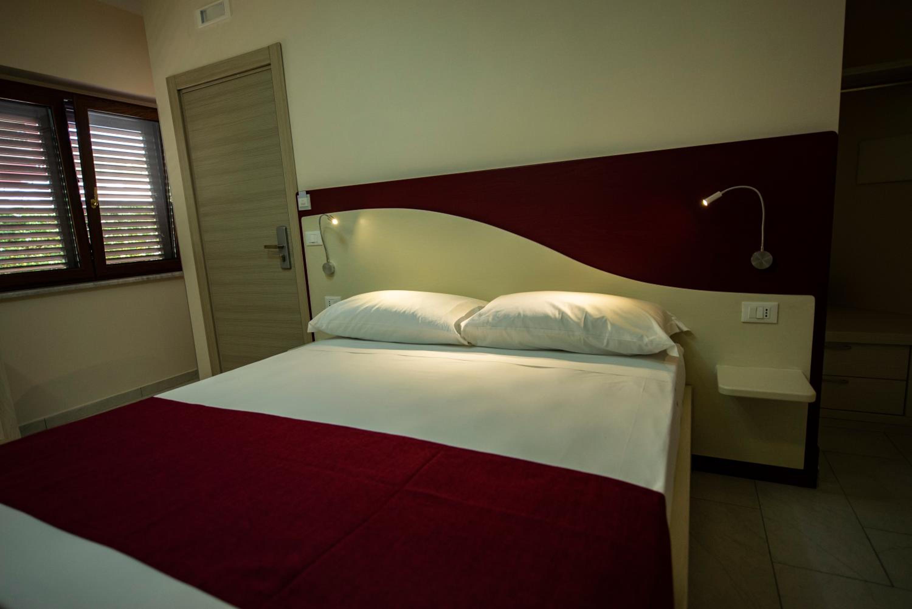 Aether Suites Tropea - Free Private Parking