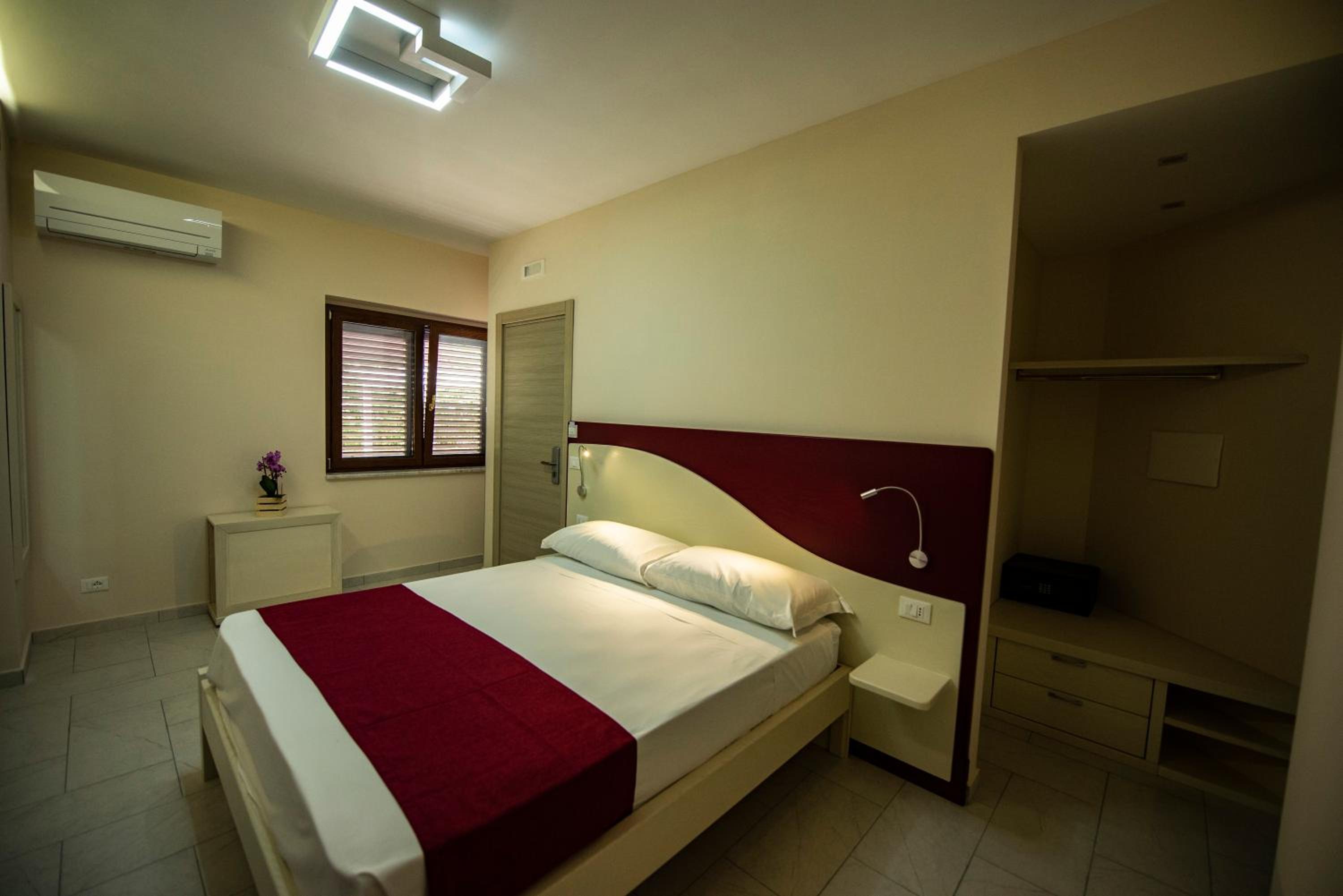 Aether Suites Tropea - Free Private Parking
