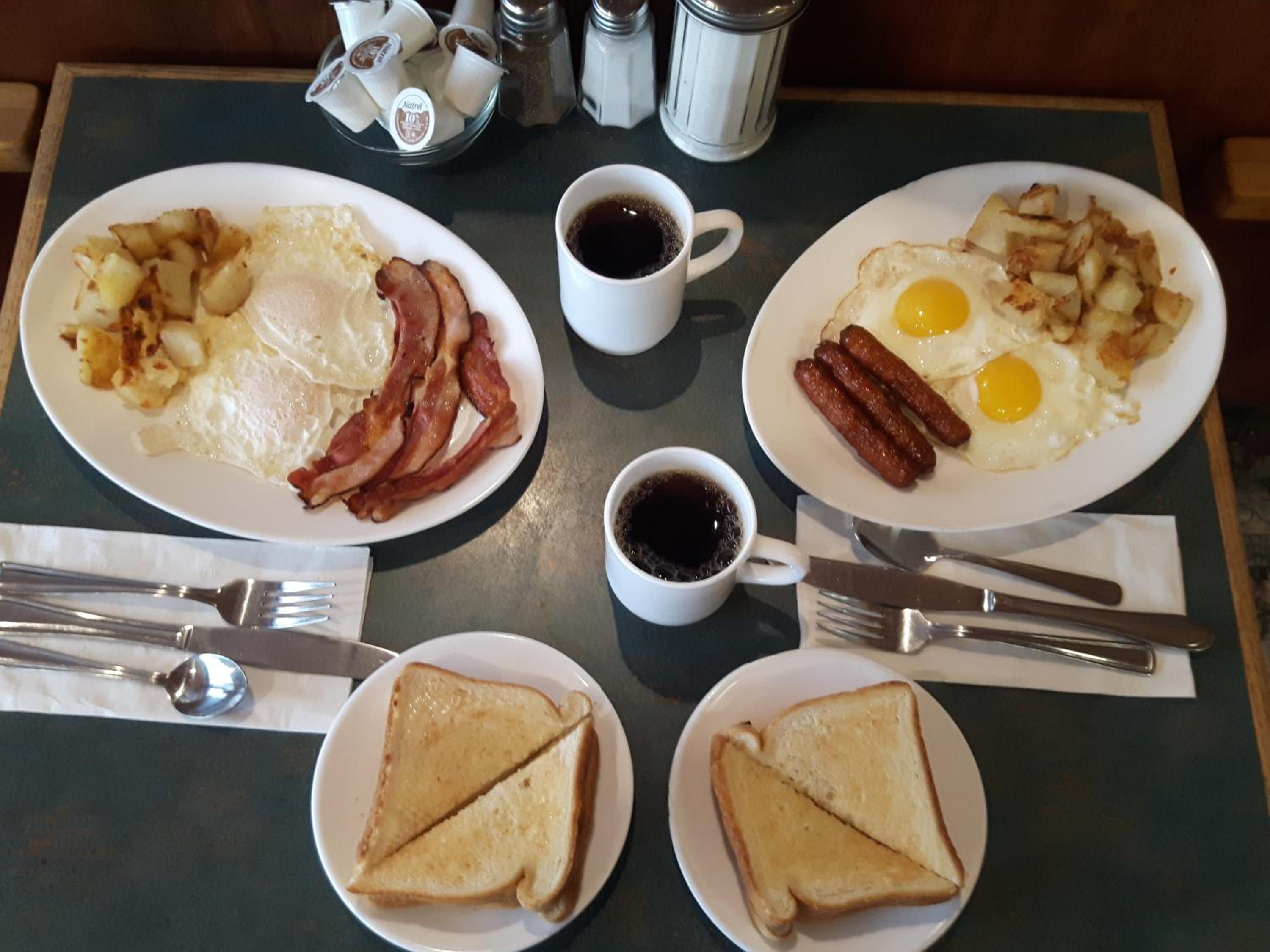 Fuller Lake Chemainus Motel