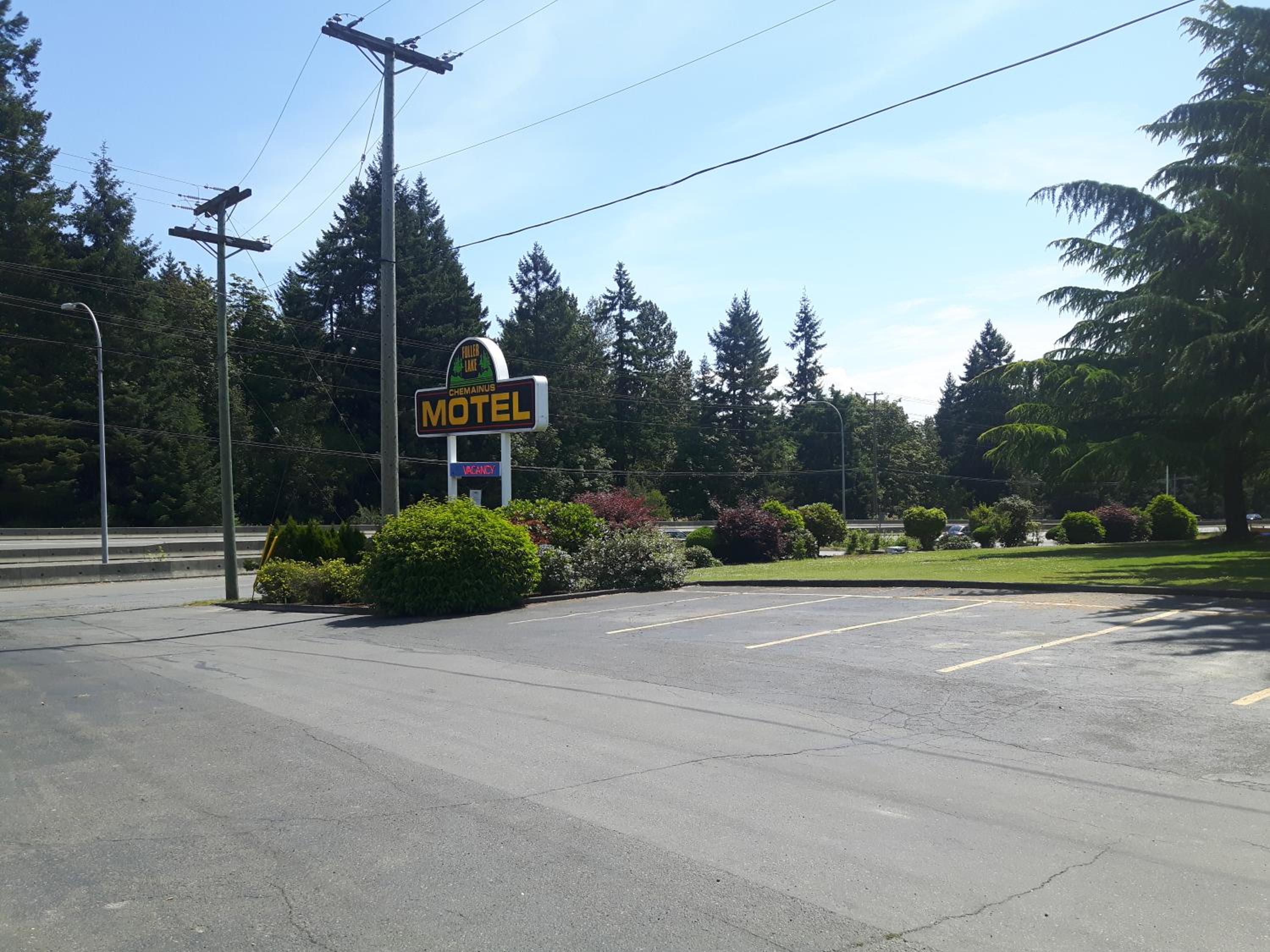 Fuller Lake Chemainus Motel