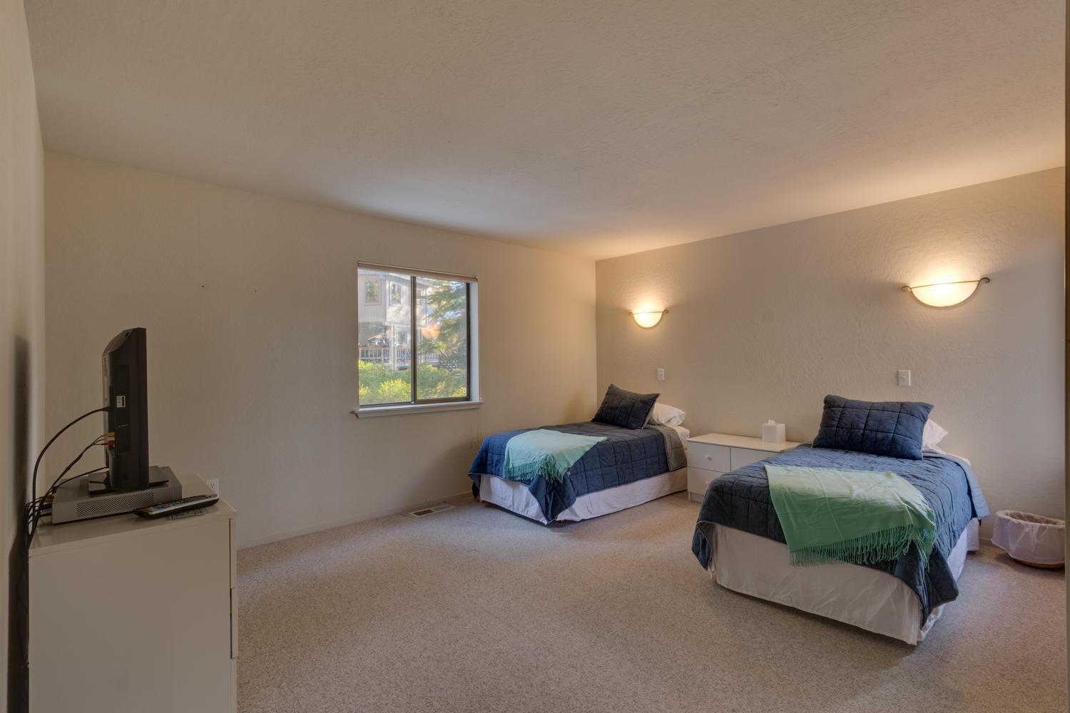 Sunny Daze at Dollar Point by Tahoe Getaways - Tahoe Classic w Open Floor Plan, Wood Fireplace, Close to Lake! view 2