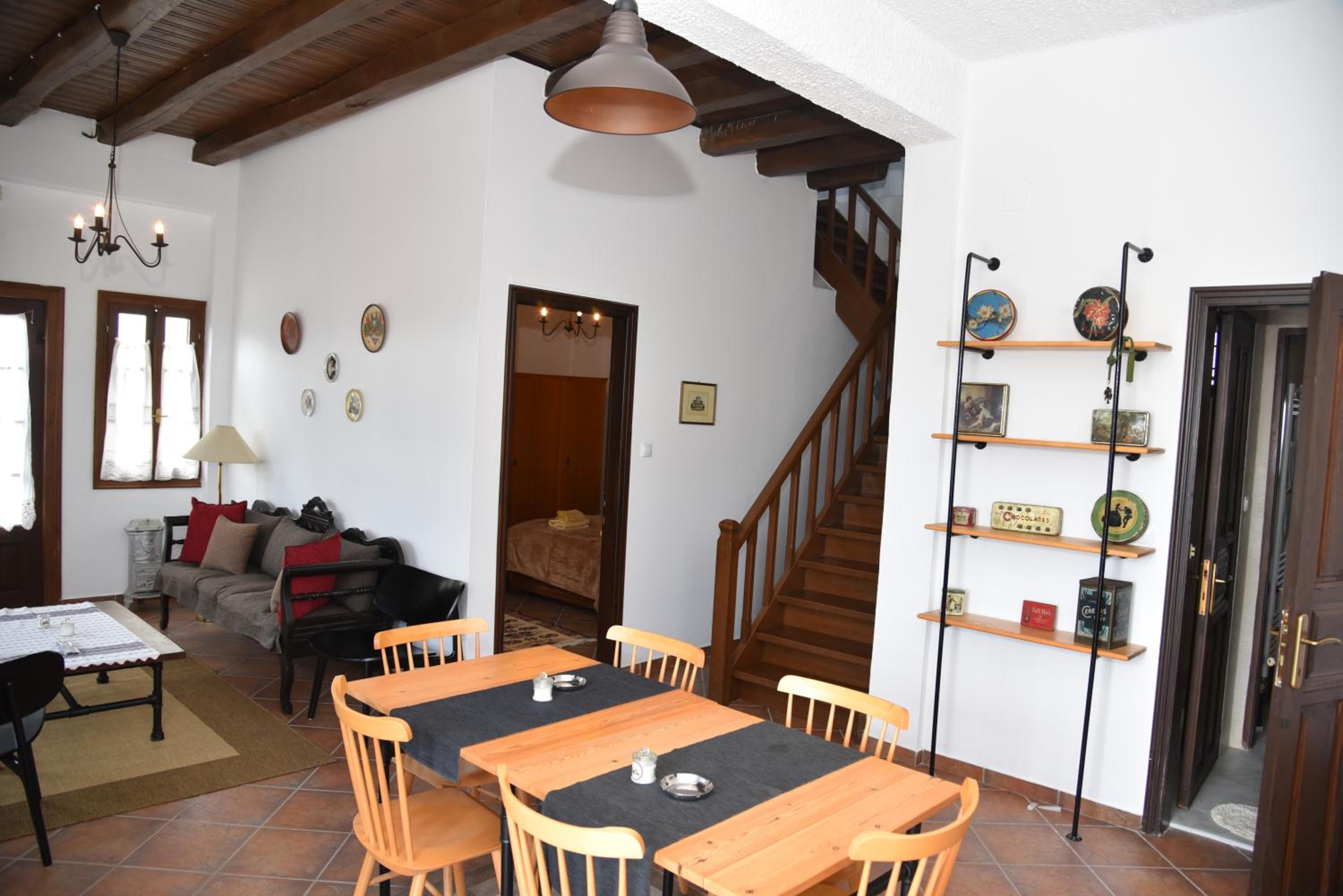 Karpofora Traditional Guesthouse view 3