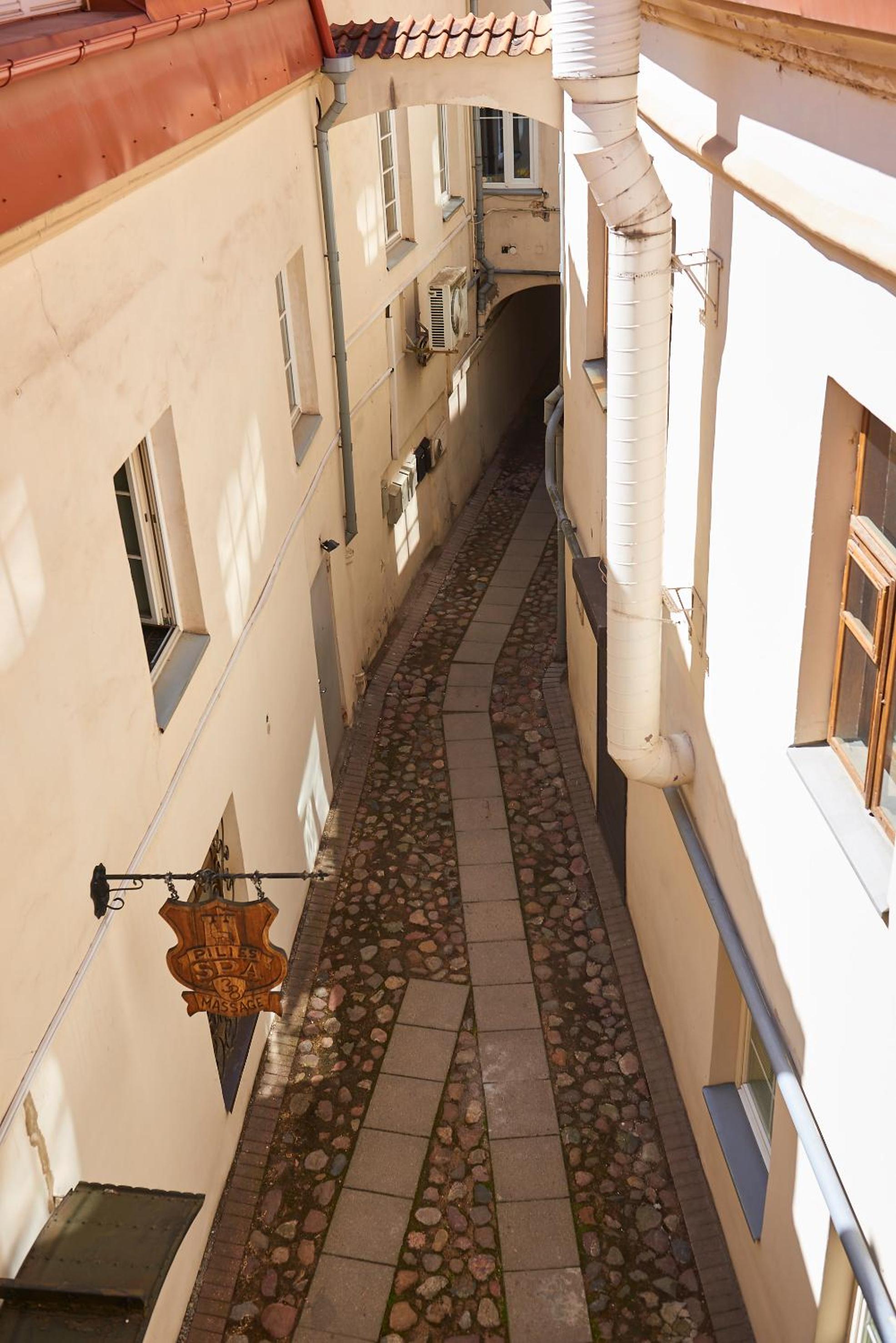Photo 43