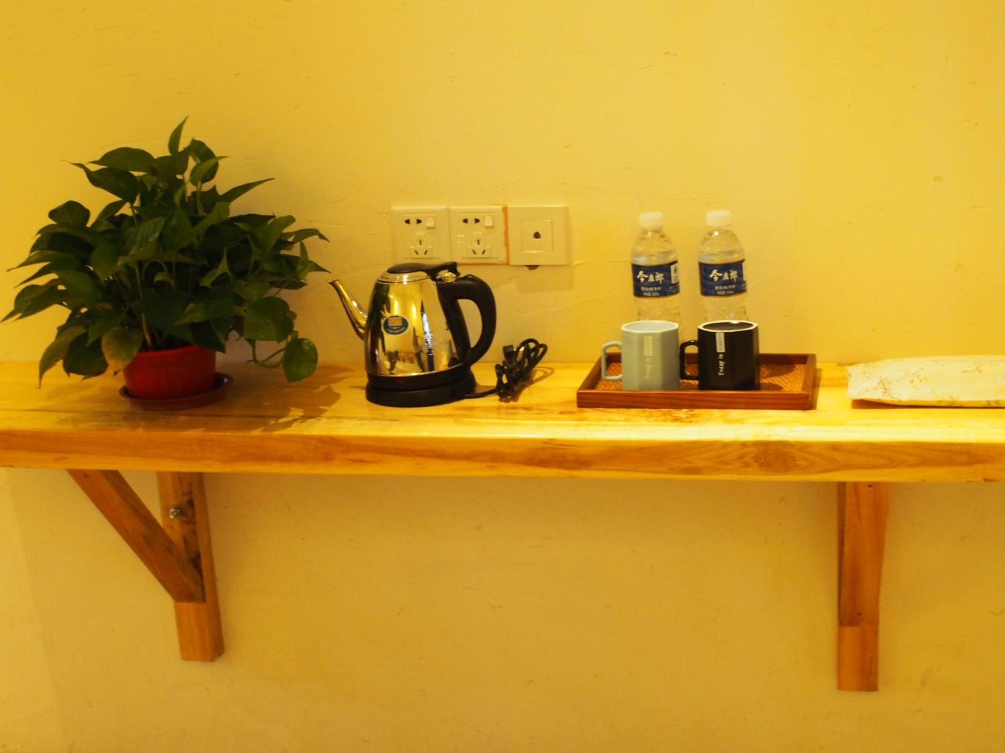 Right Here Hotel (Dunhuang International Youth Hostel)