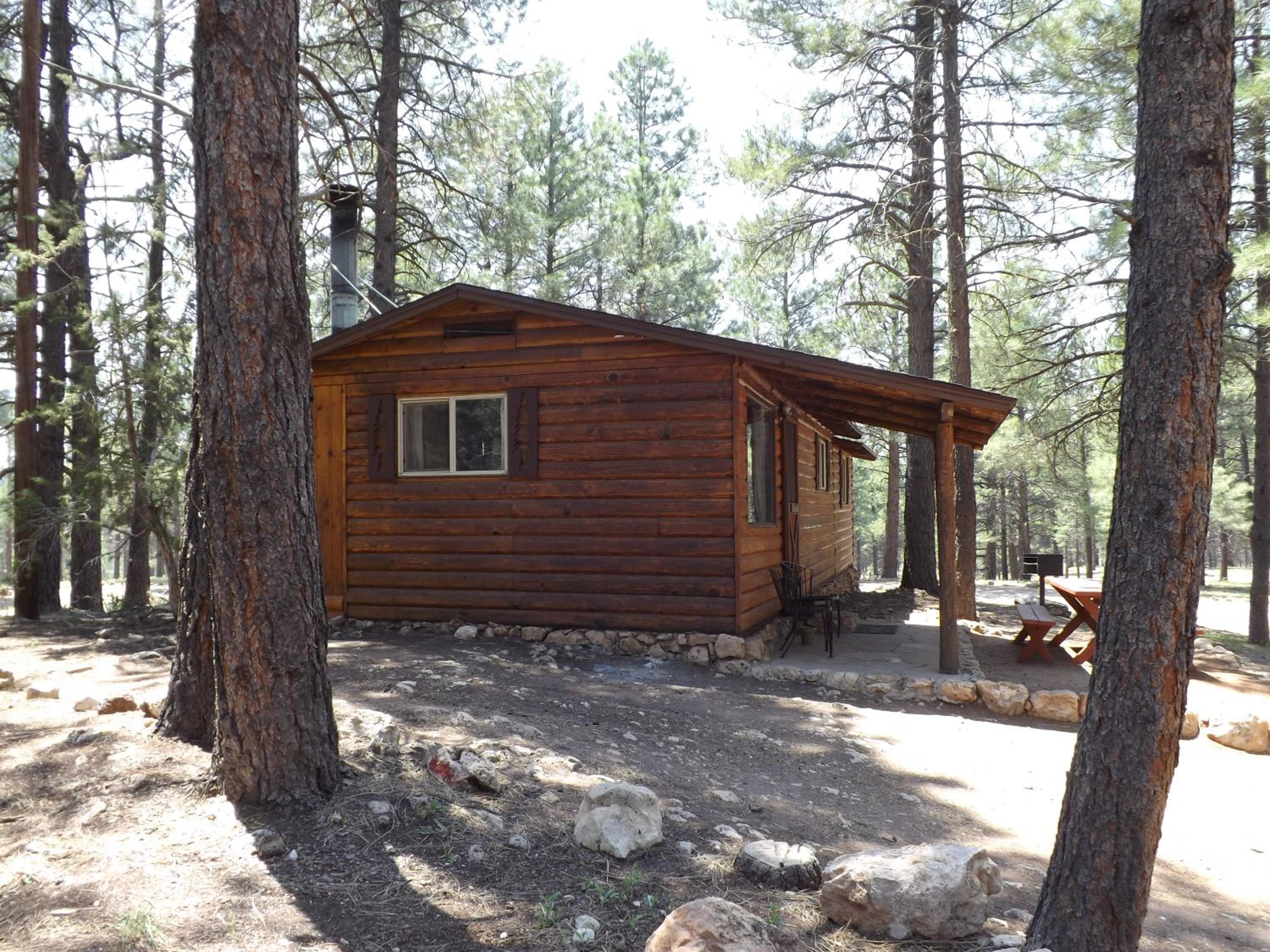 Arizona Mountain Inn & Cabins