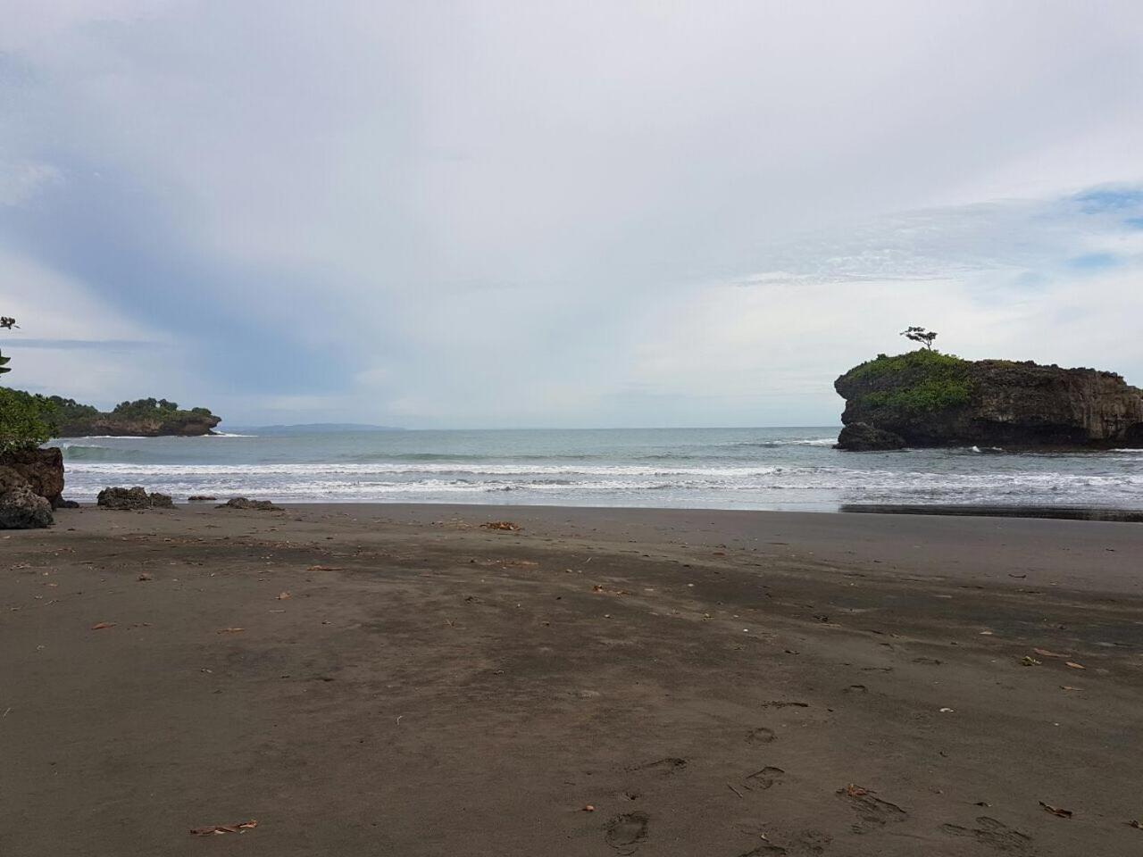 Hau Eco Lodges Citumang Pangandaran