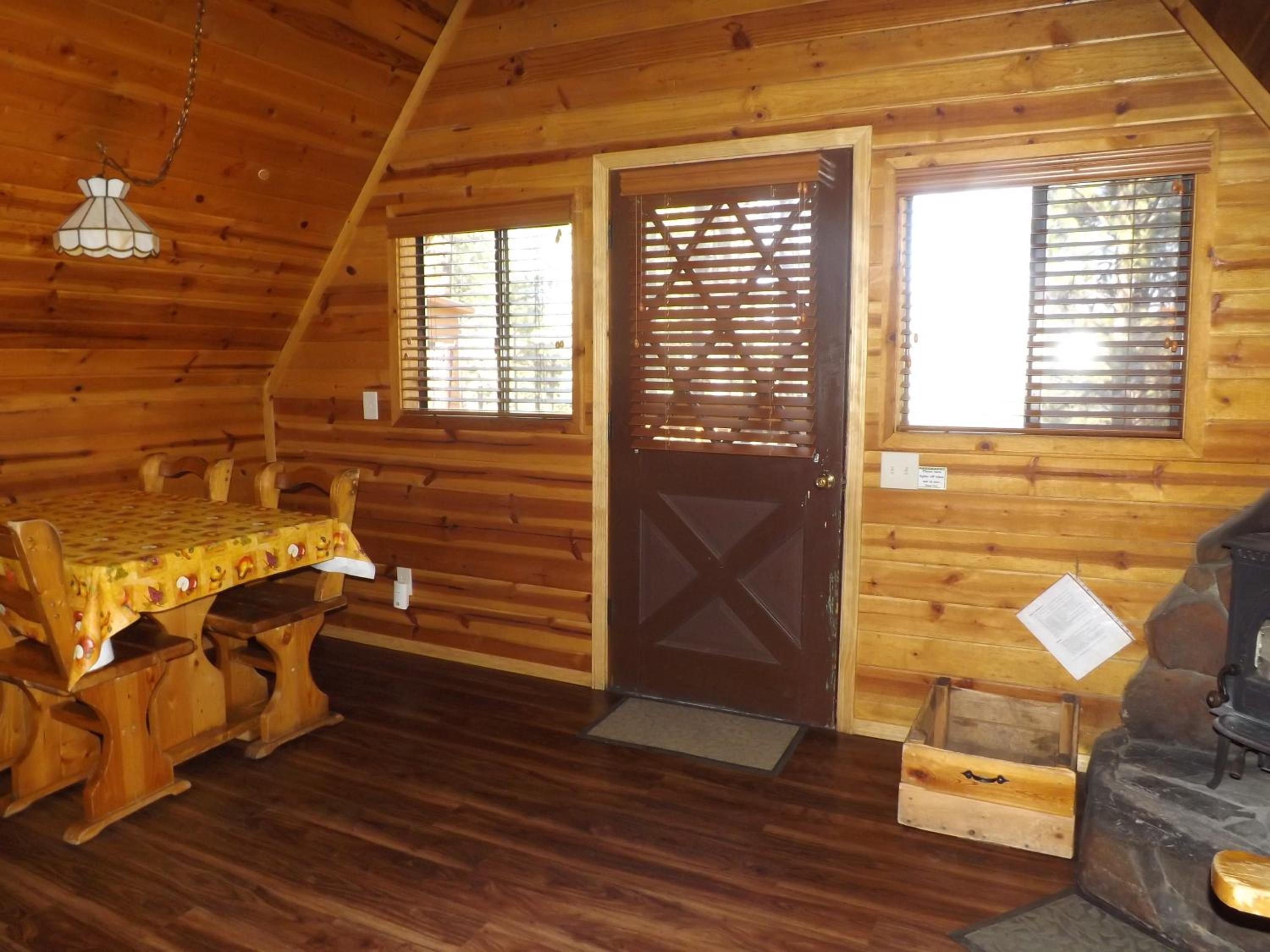 Arizona Mountain Inn & Cabins