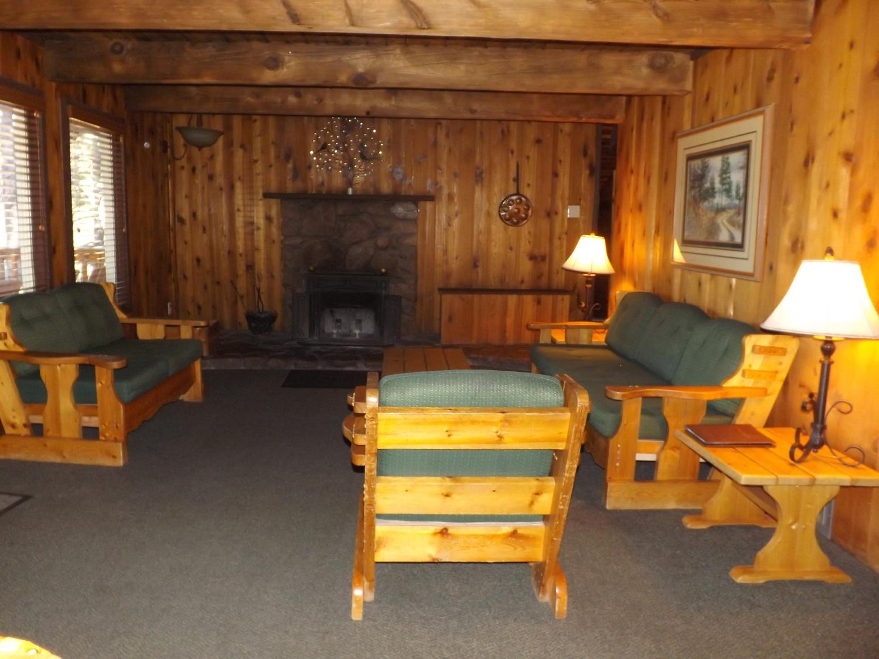 Arizona Mountain Inn & Cabins
