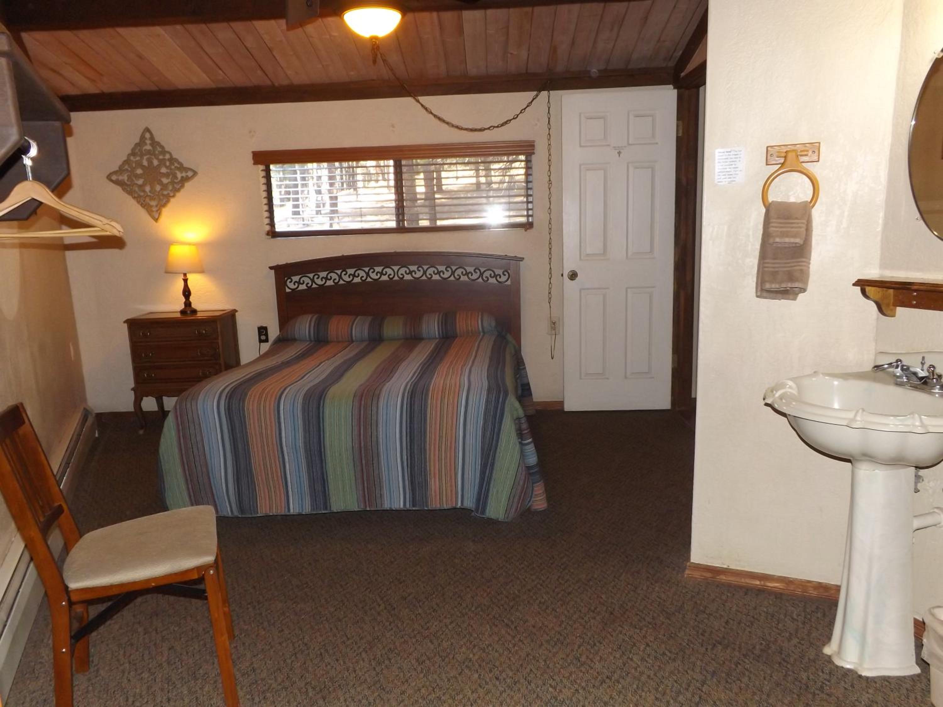 Arizona Mountain Inn & Cabins
