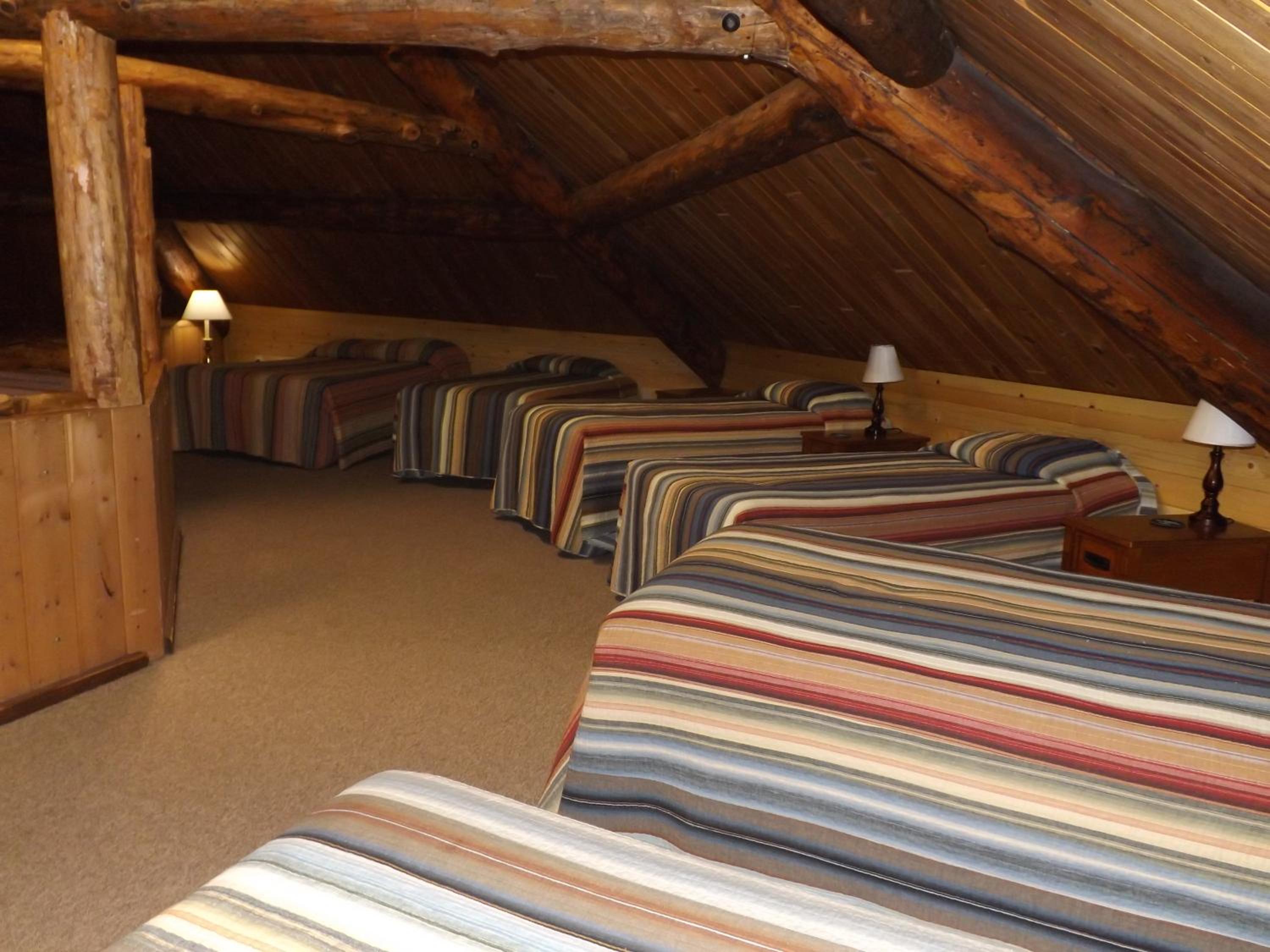 Arizona Mountain Inn & Cabins