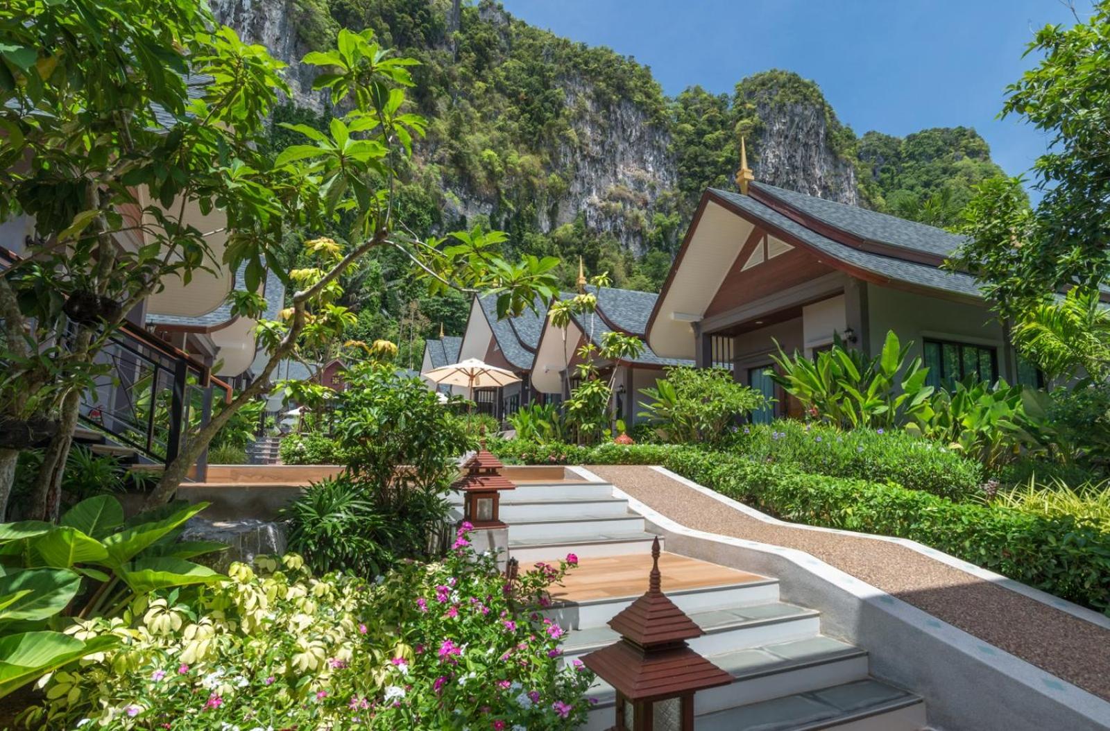 The Scene Cliff View Villas