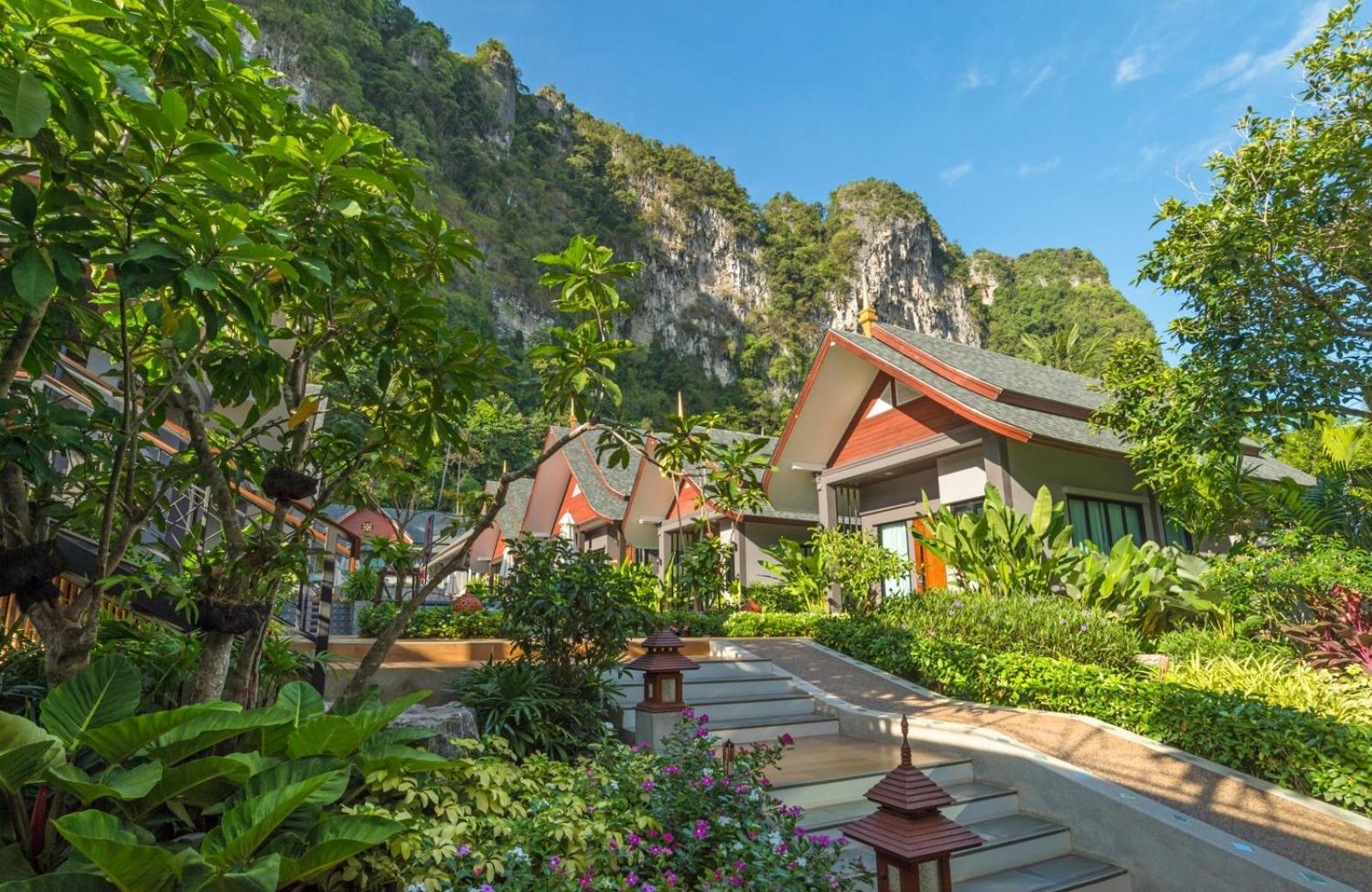 The Scene Cliff View Villas