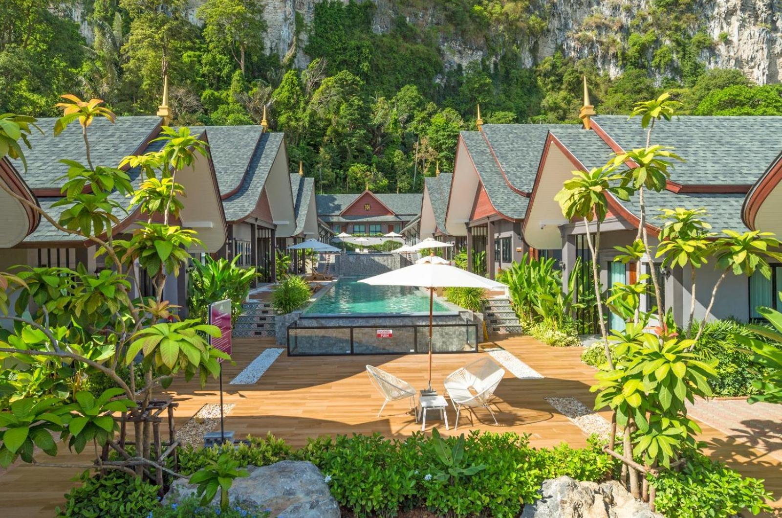 The Scene Cliff View Villas