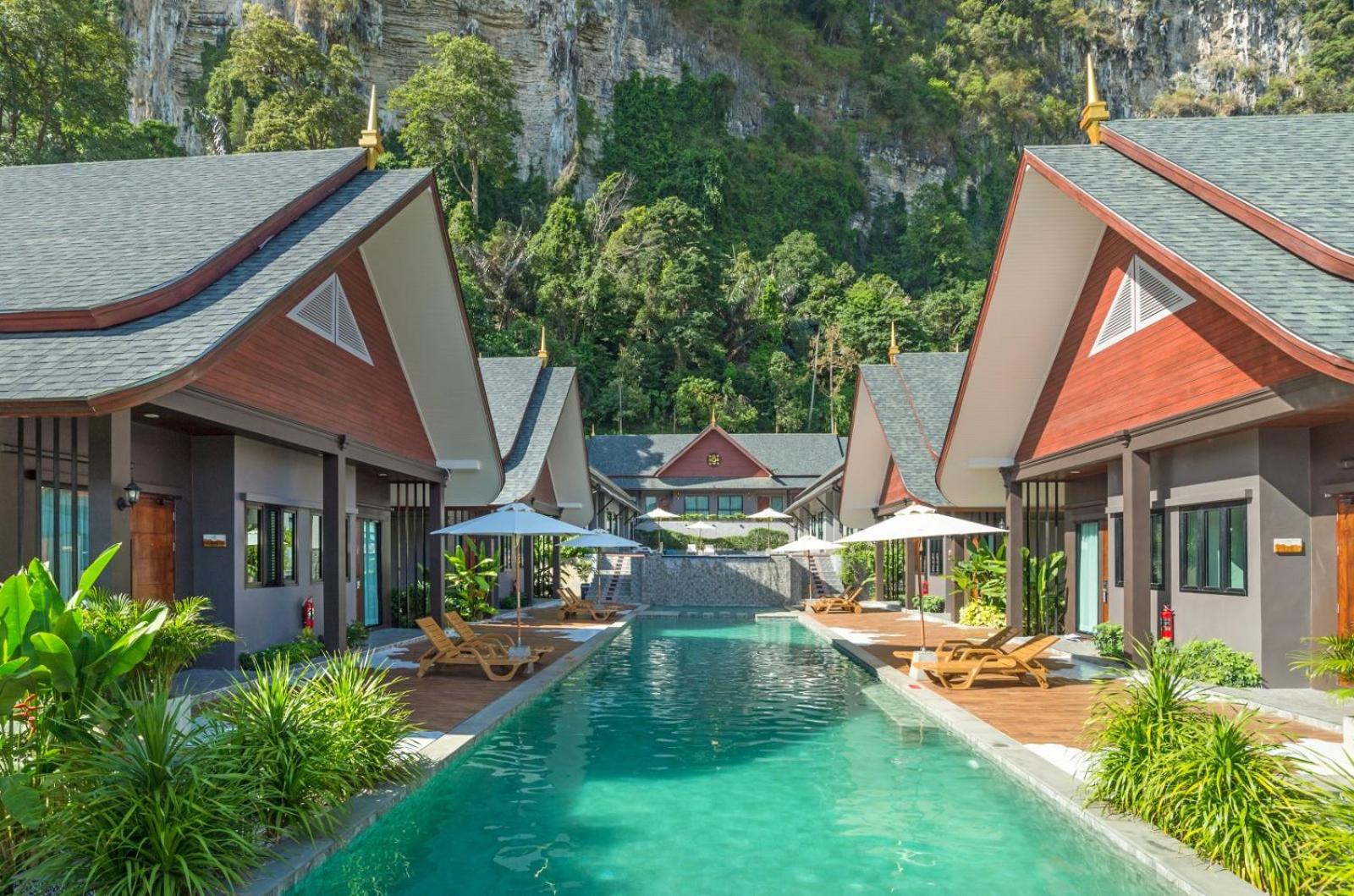 The Scene Cliff View Villas