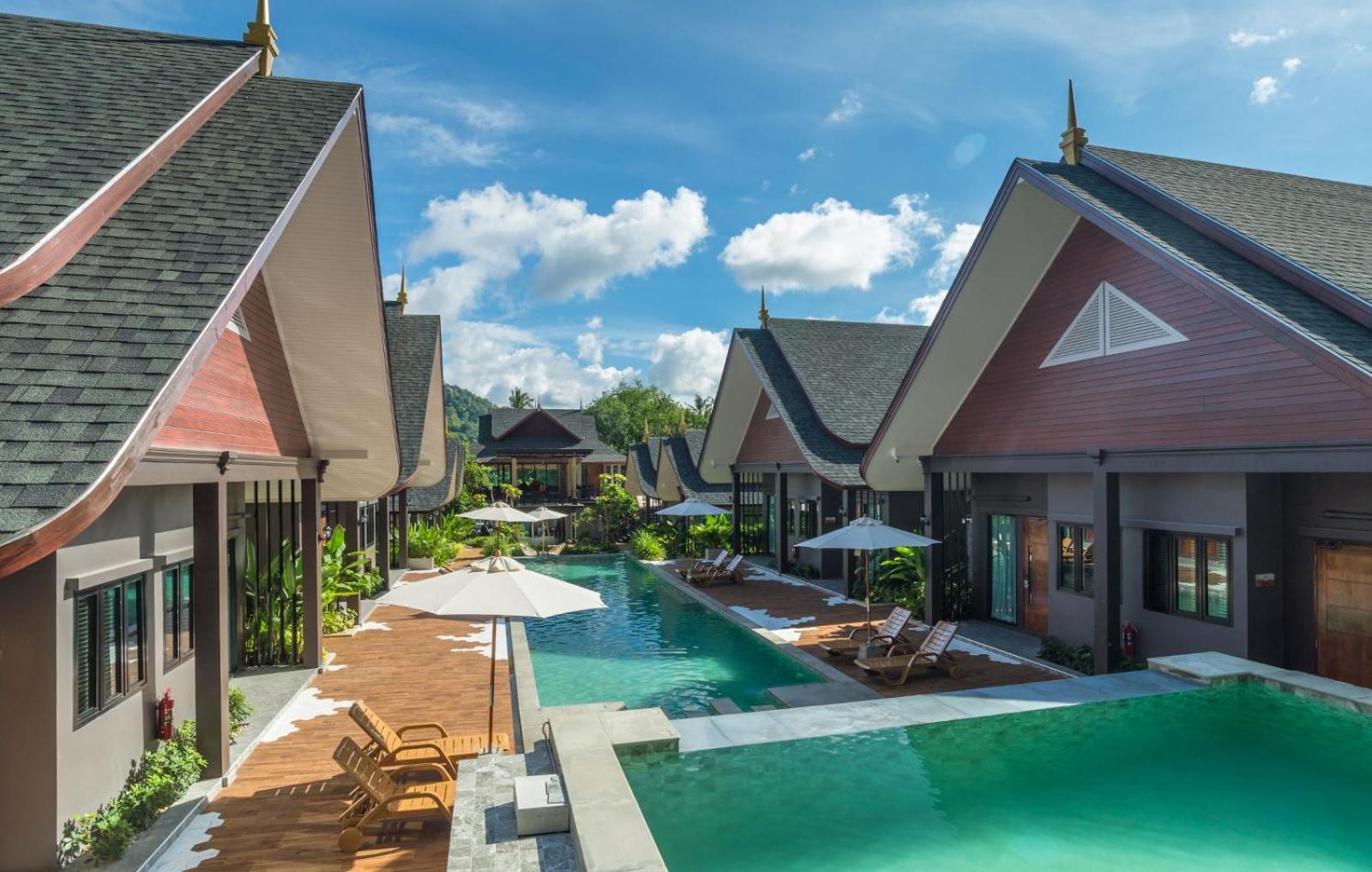 The Scene Cliff View Villas