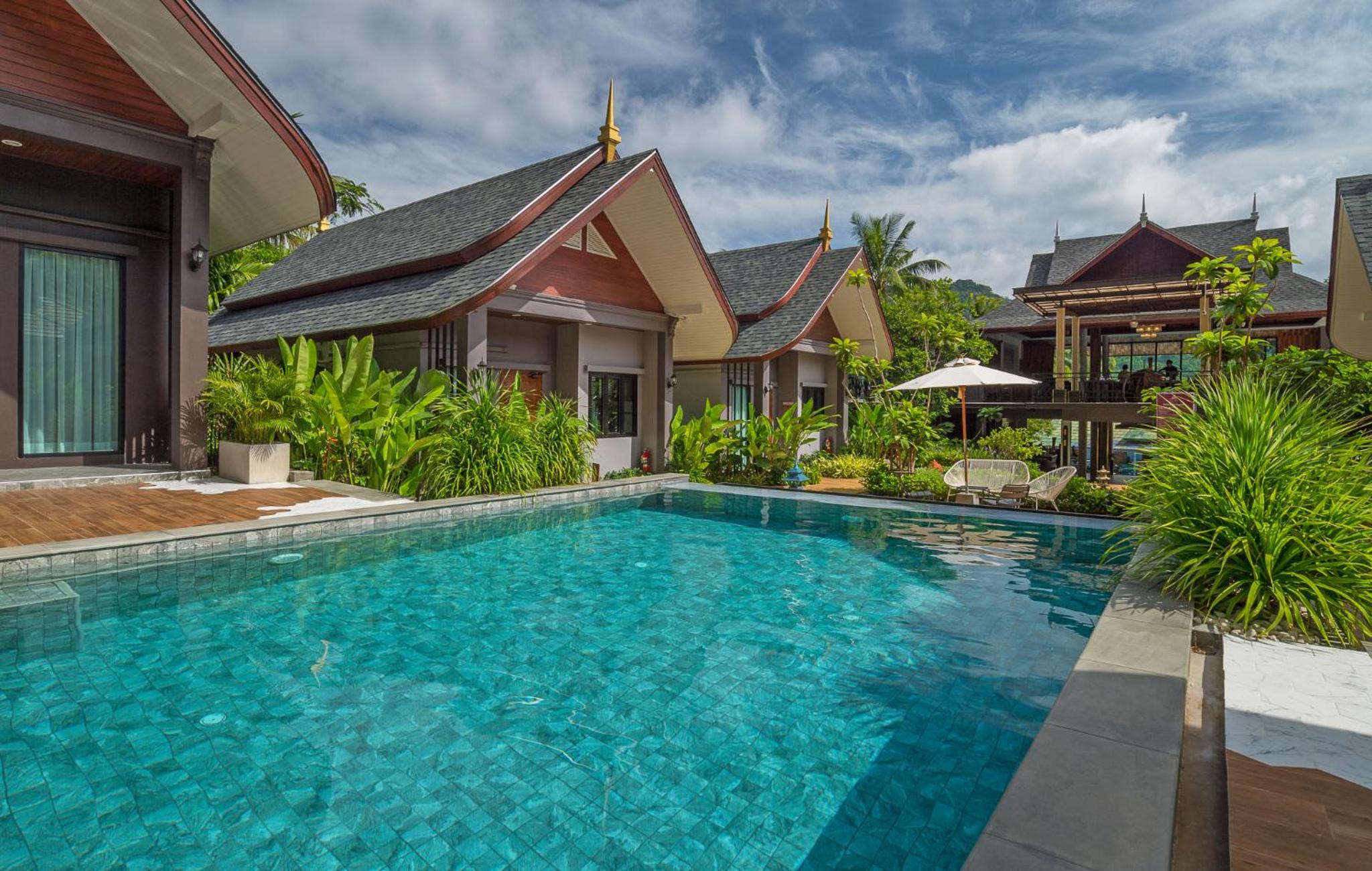 The Scene Cliff View Villas