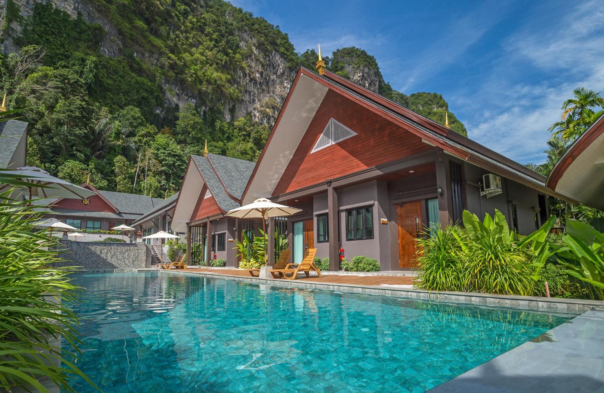 The Scene Cliff View Villas
