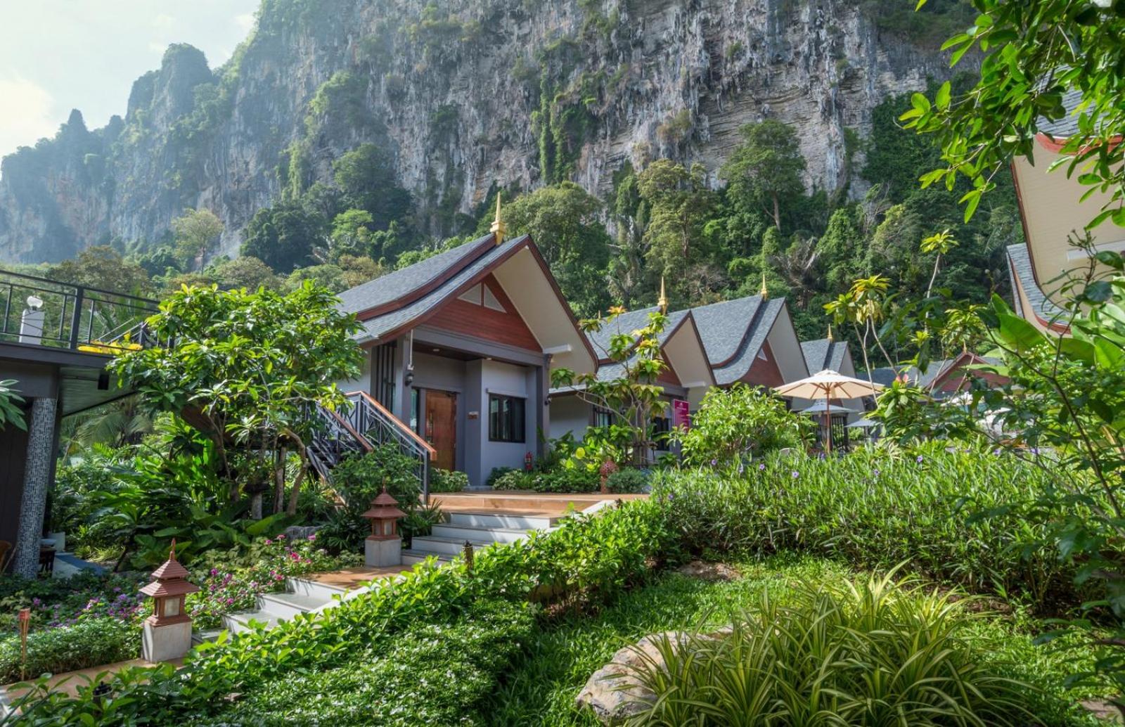 The Scene Cliff View Villas
