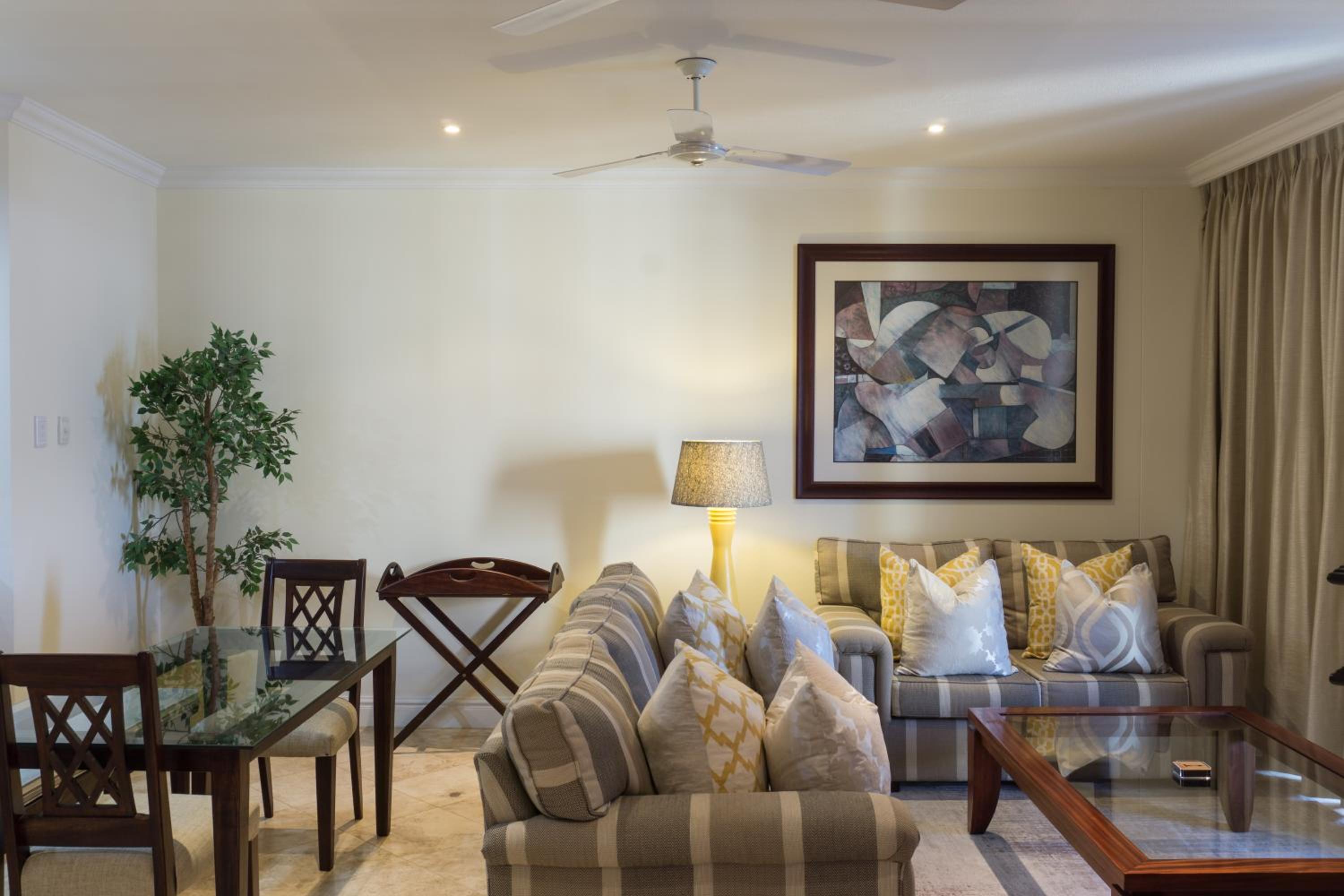 302 Oyster Schelles - by Stay in Umhlanga