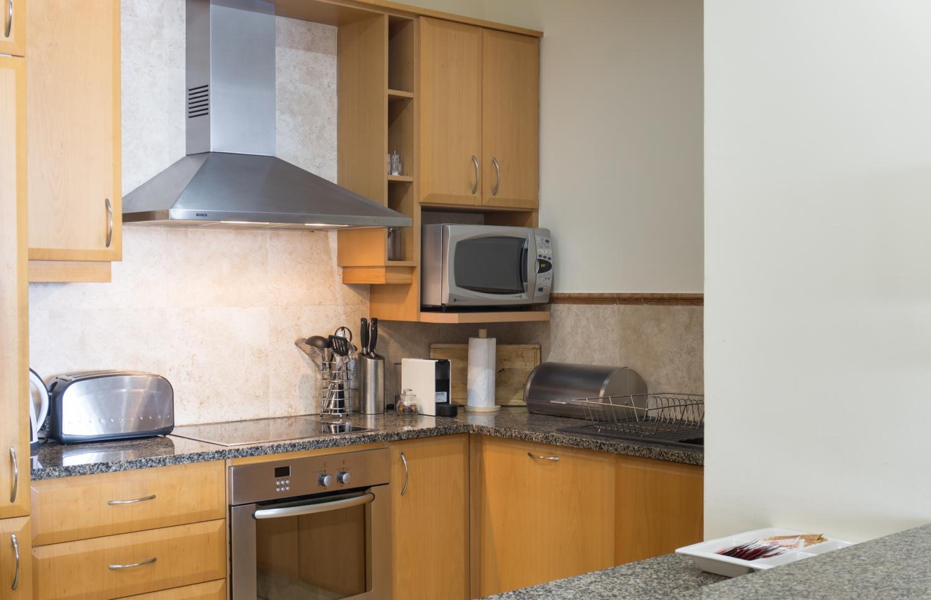 302 Oyster Schelles - by Stay in Umhlanga