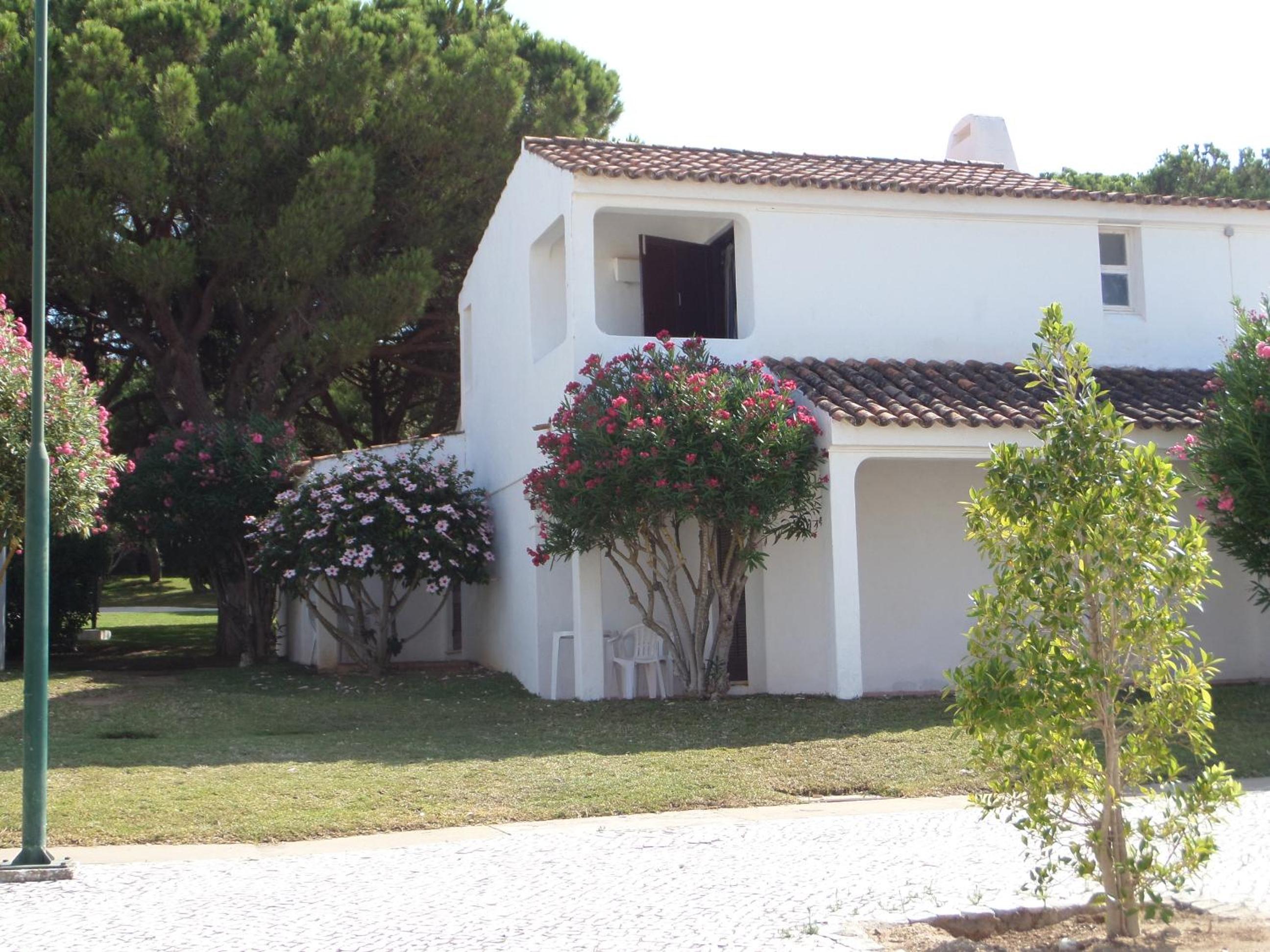 Aldeia Da Falesia view 3