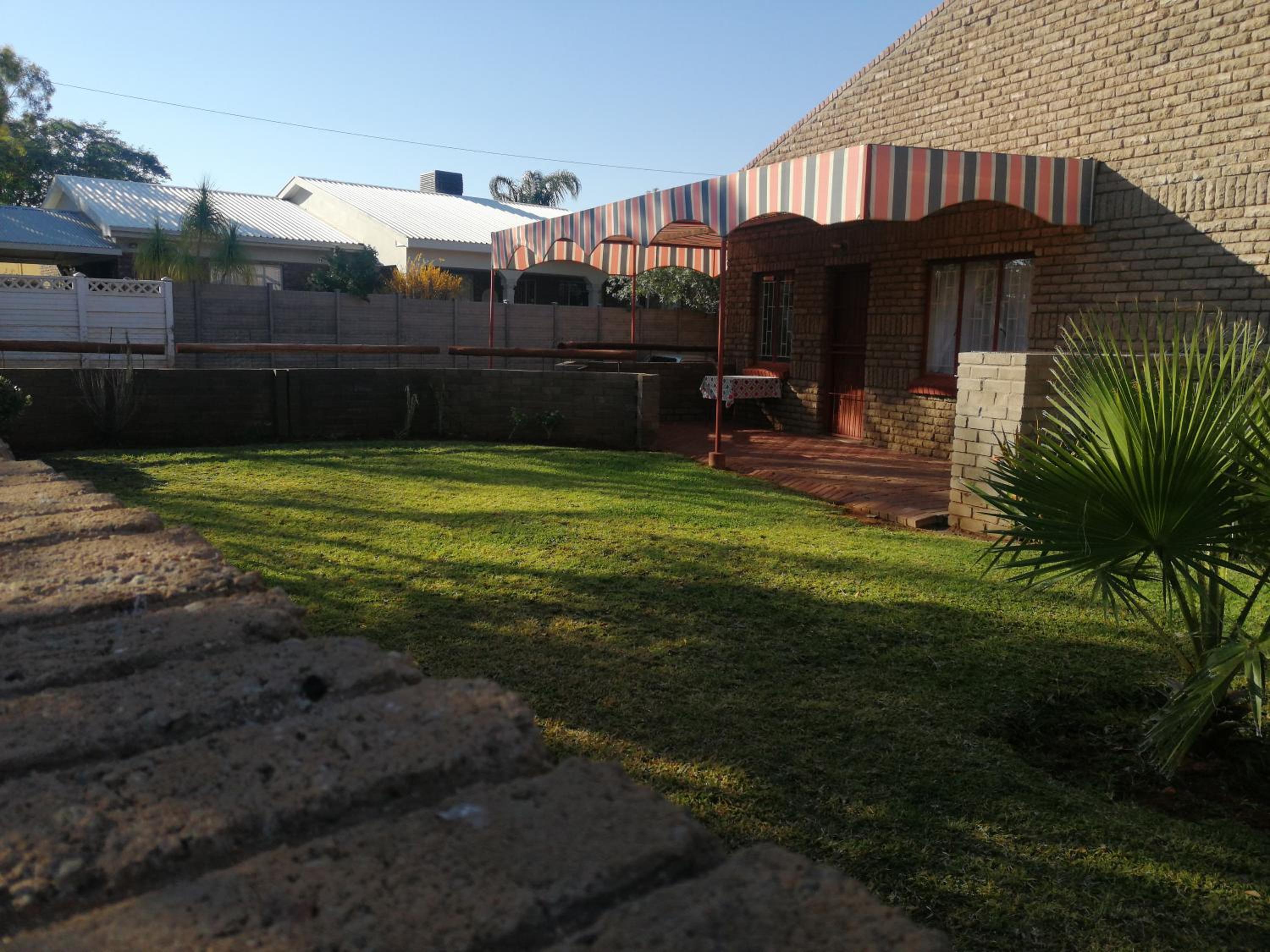 ChriZelo Self Catering unit view 4