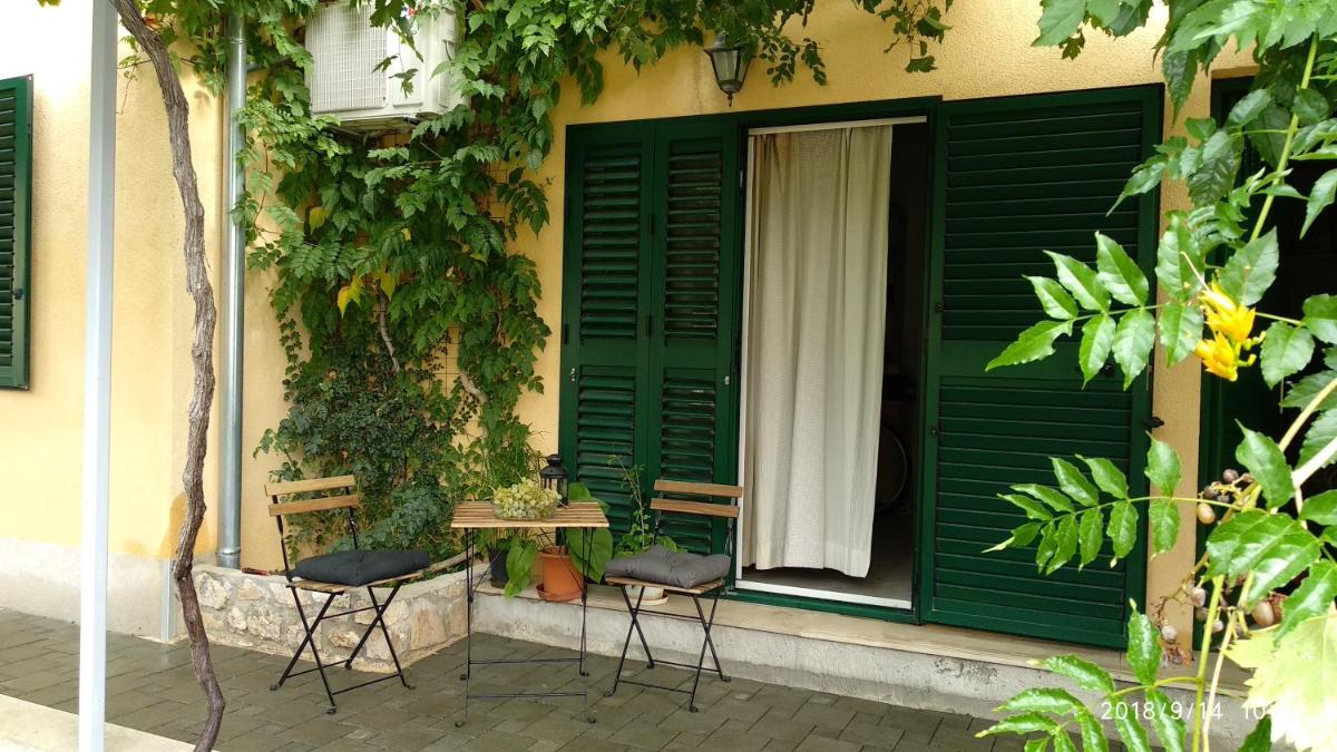 Hotel Šibenik Gorica Studio apartman 5XL - Image 1