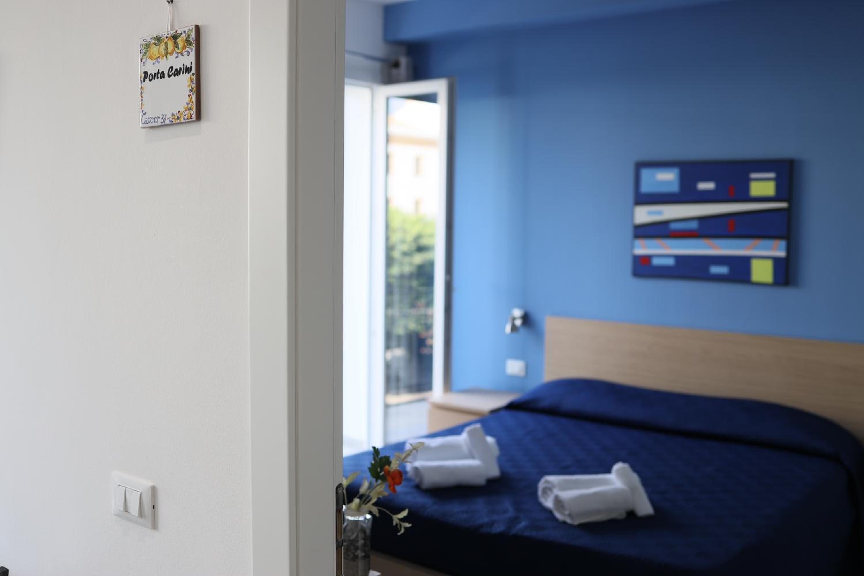 Cavour37 Rooms en Palermo — hotel room