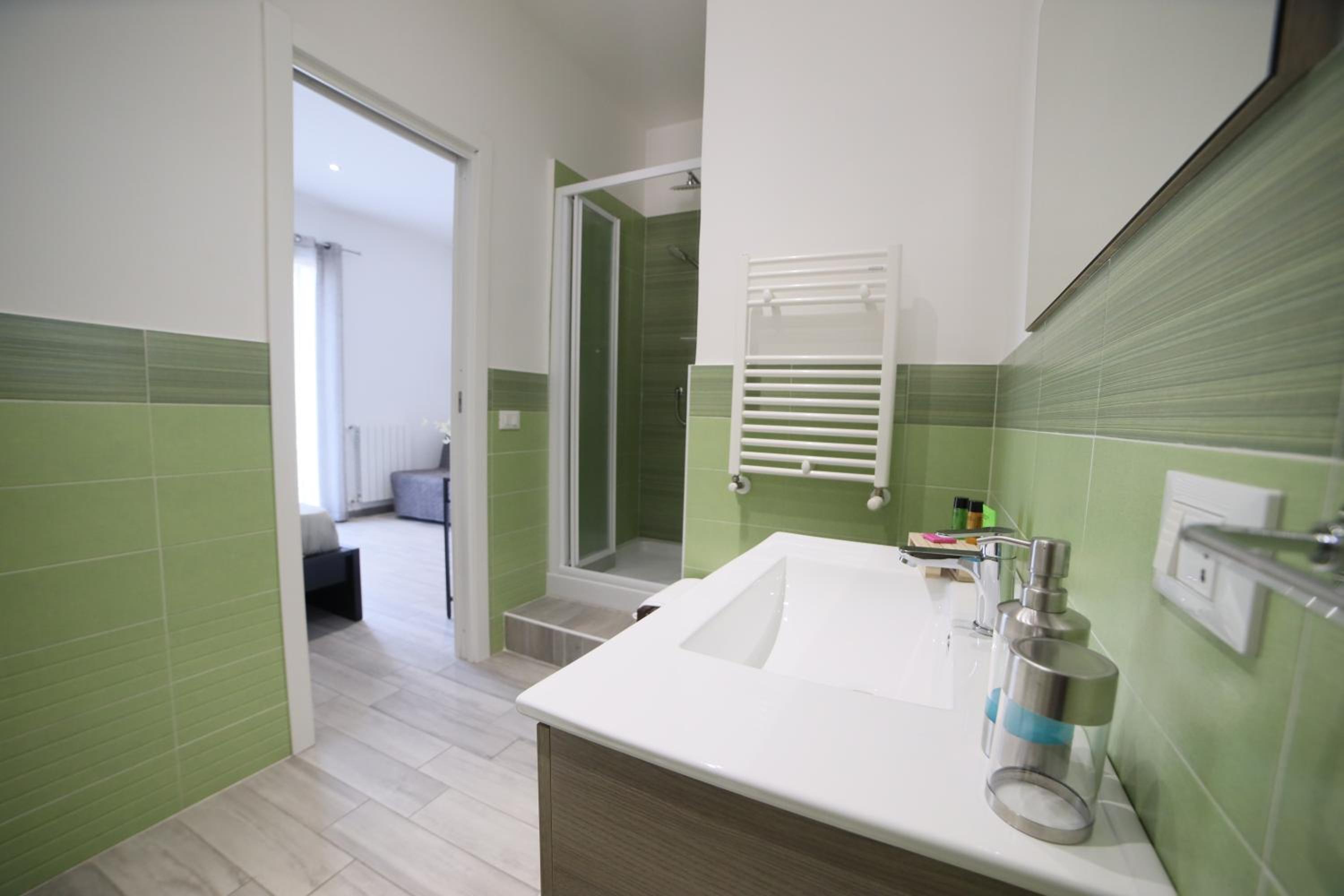 Cavour37 Rooms en Palermo — bathroom
