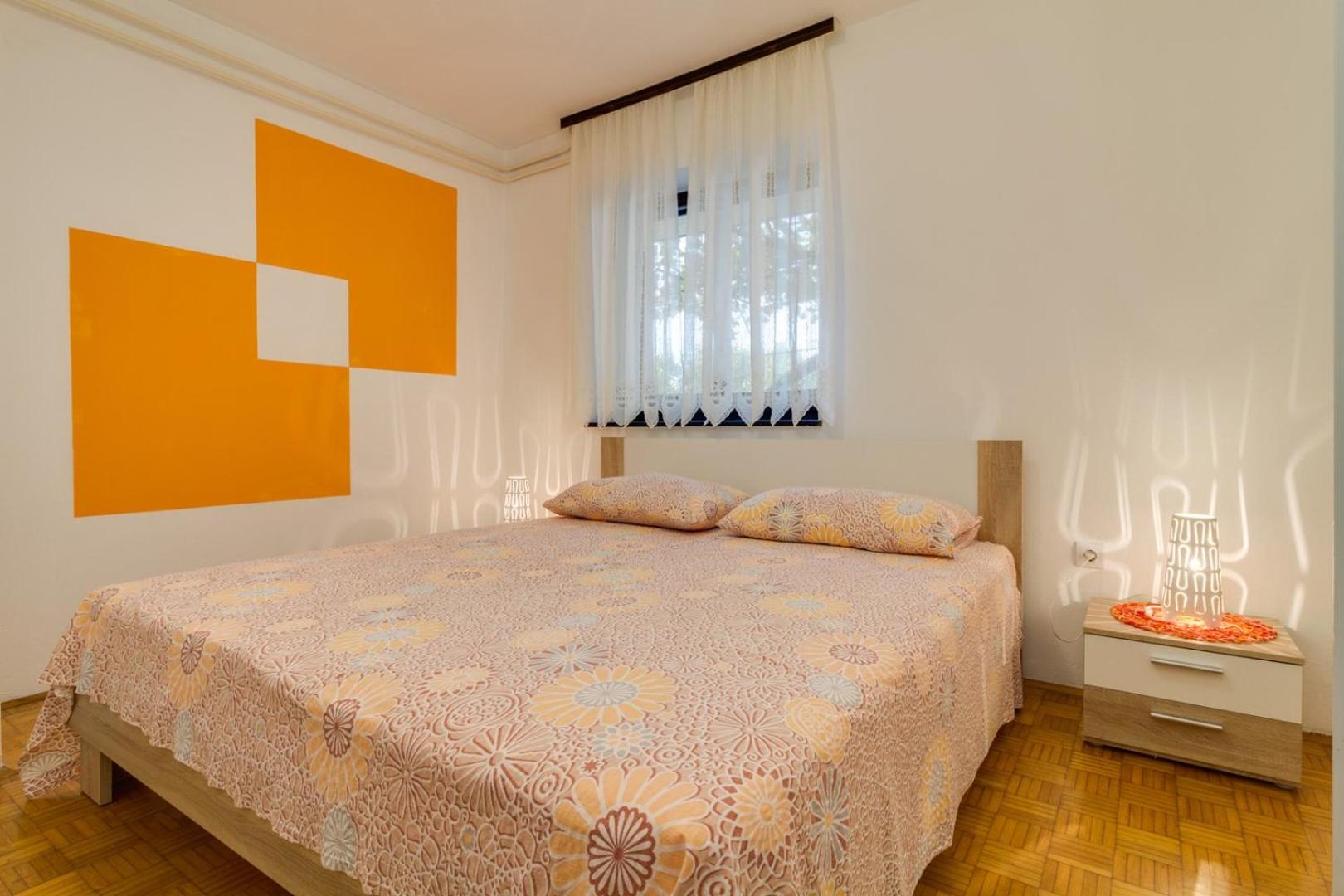 Apartments Perka near beach view 3