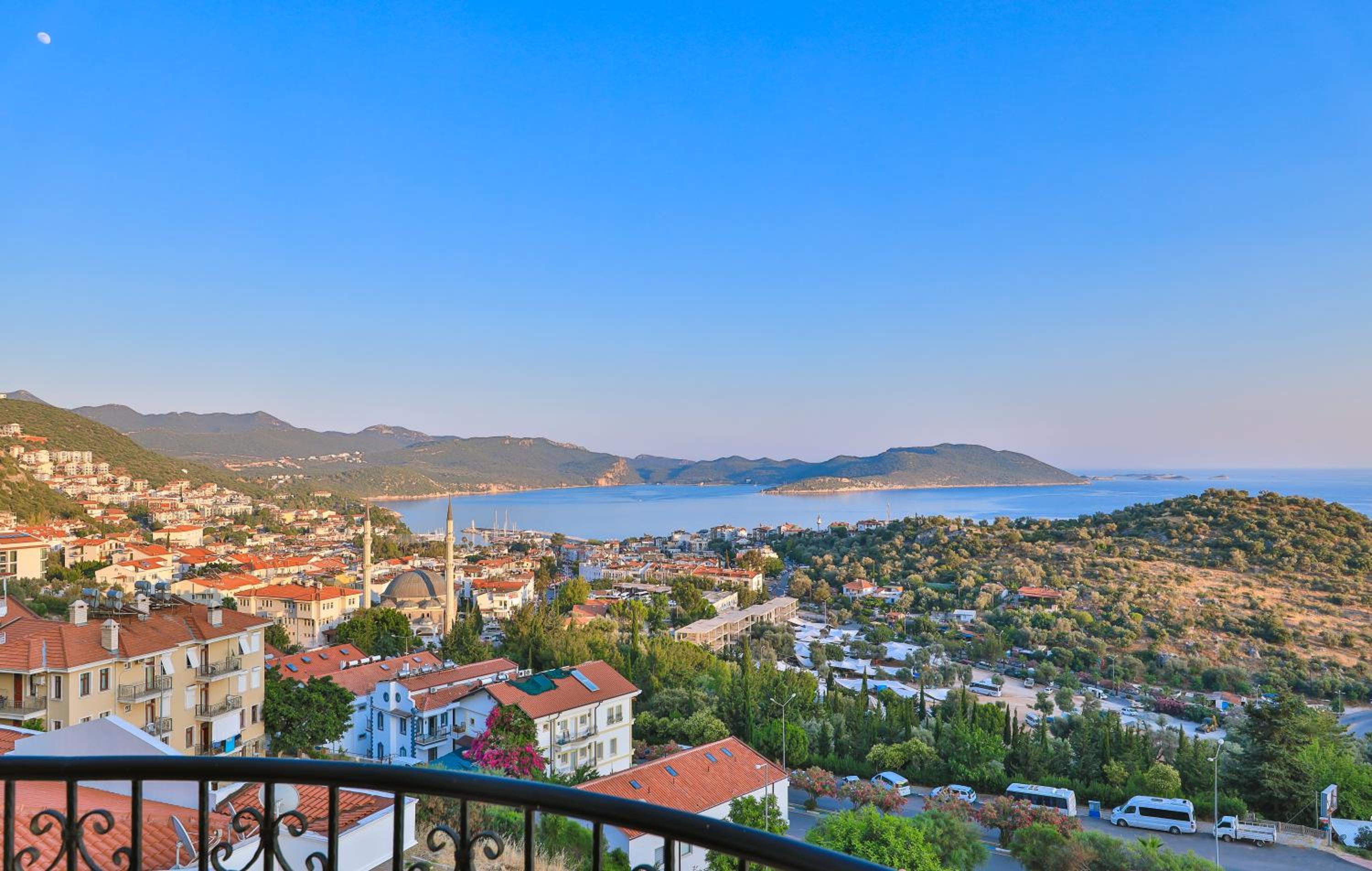 Nirvana Apartments - Image 13