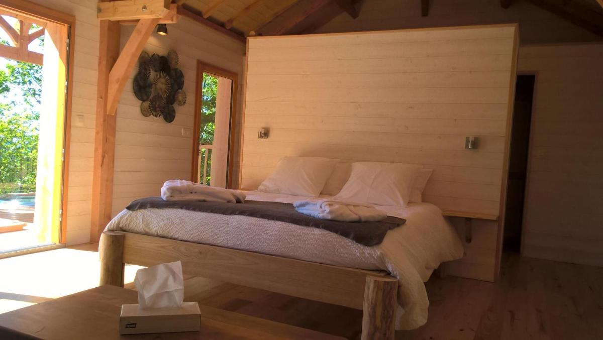 Les Cabanes du Herisson view 2