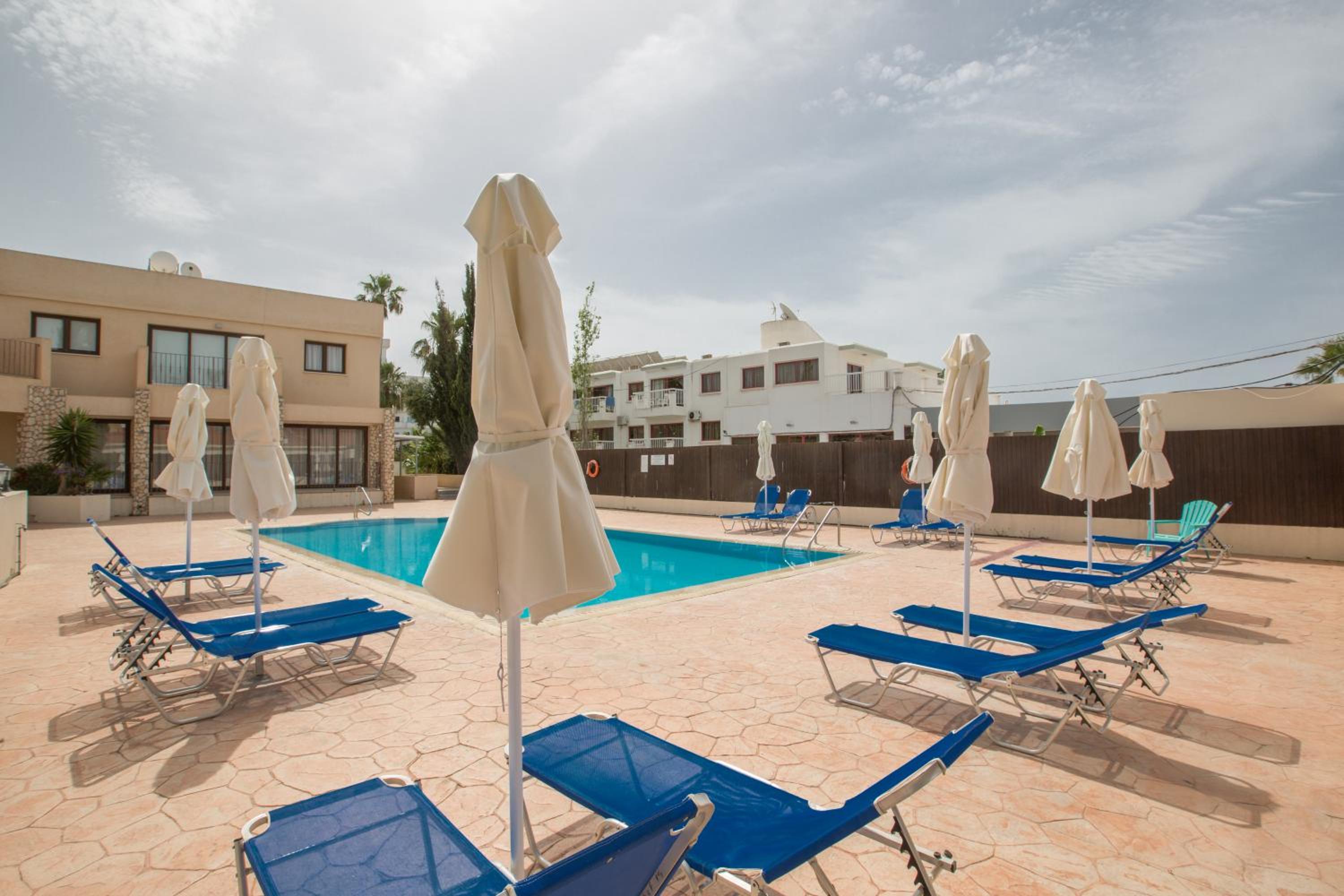 Napiana Apartments