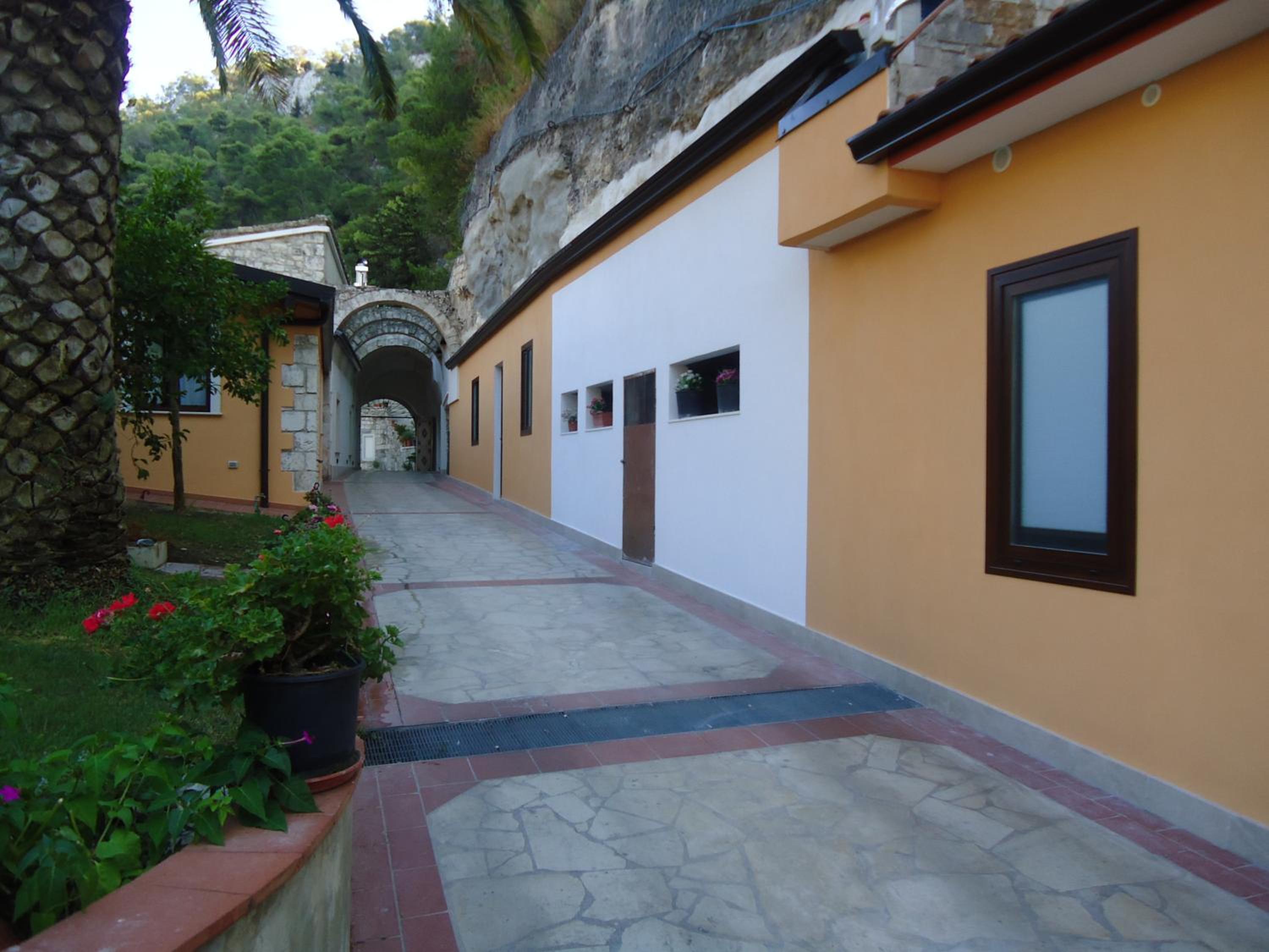 Photo 46