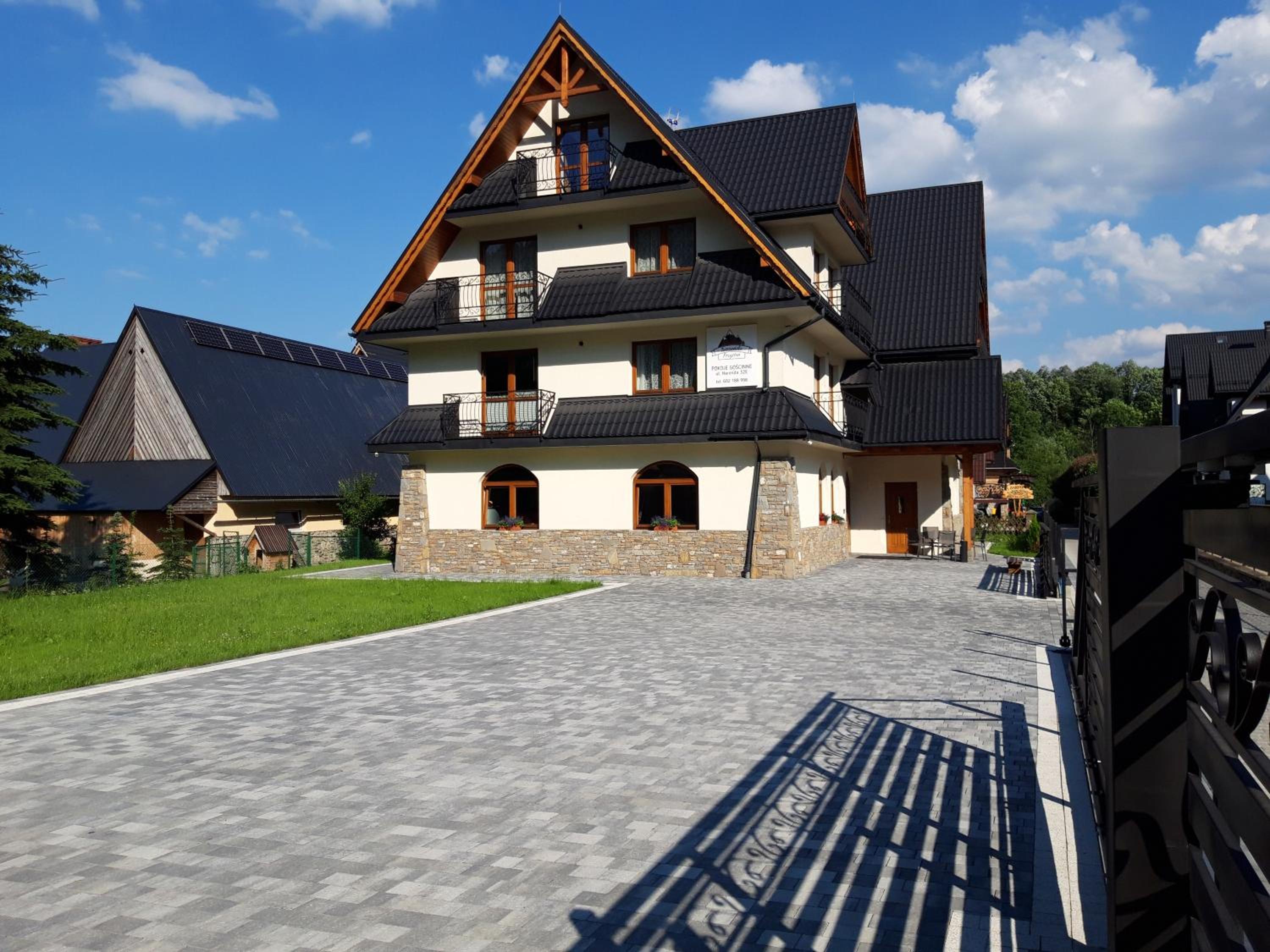 Photo 18