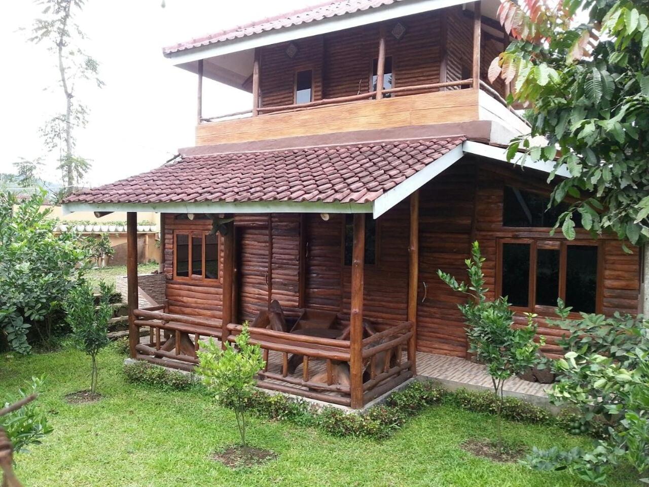 Villa Fresh Line