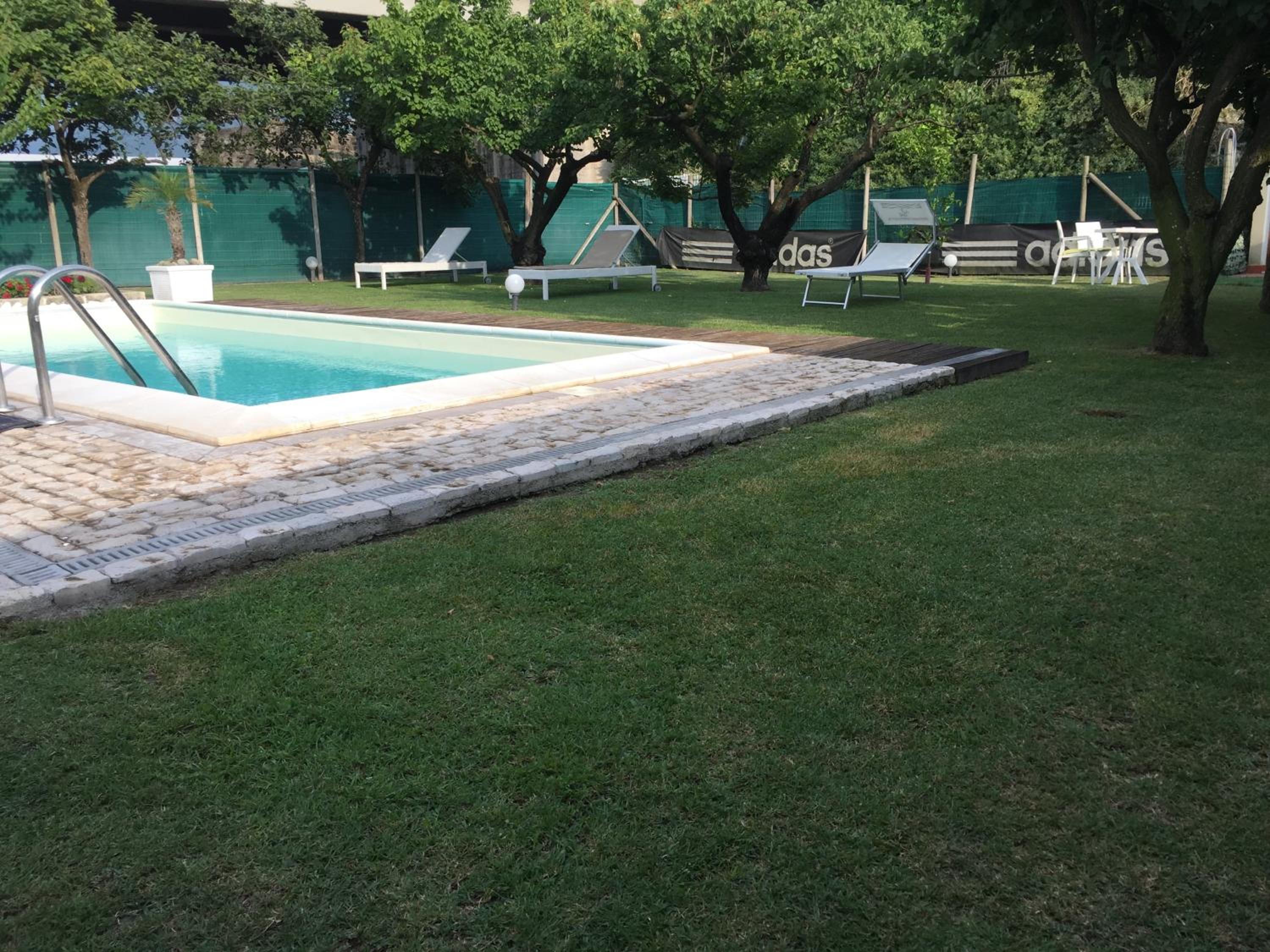 Photo 23