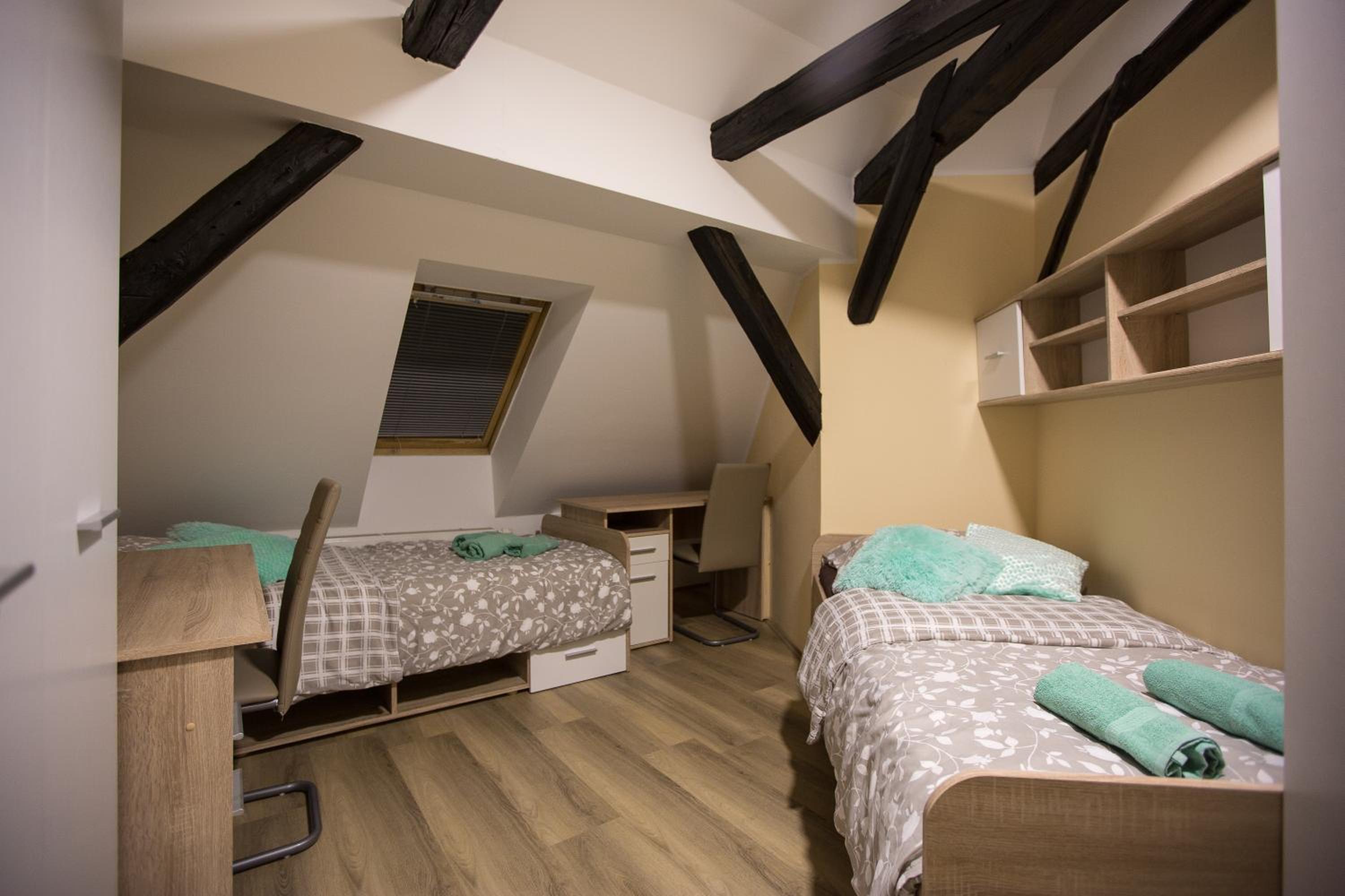 MINIDORM ROOMS IN HEART OF CITY CENTER view 5