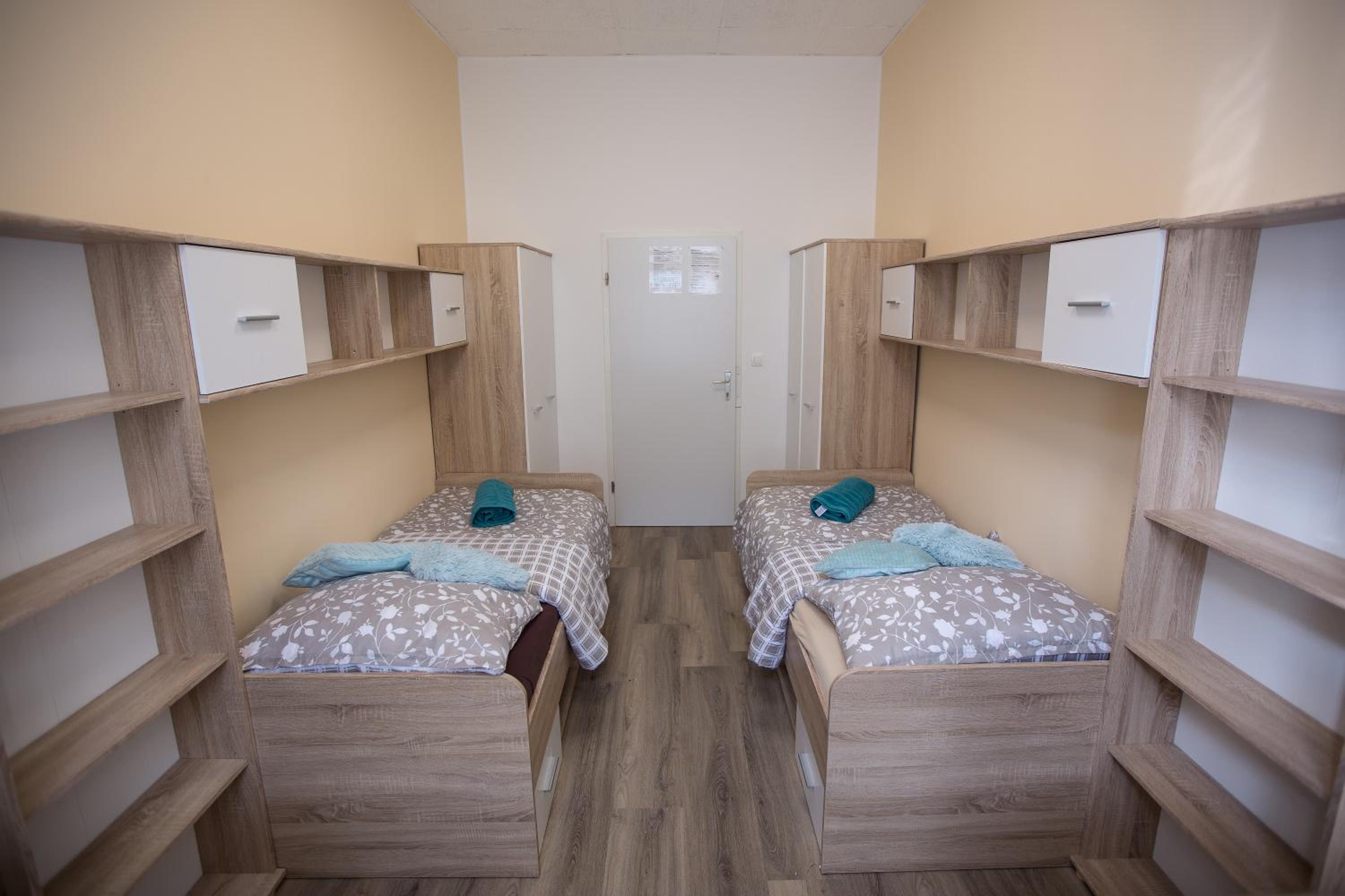 MINIDORM ROOMS IN HEART OF CITY CENTER view 3