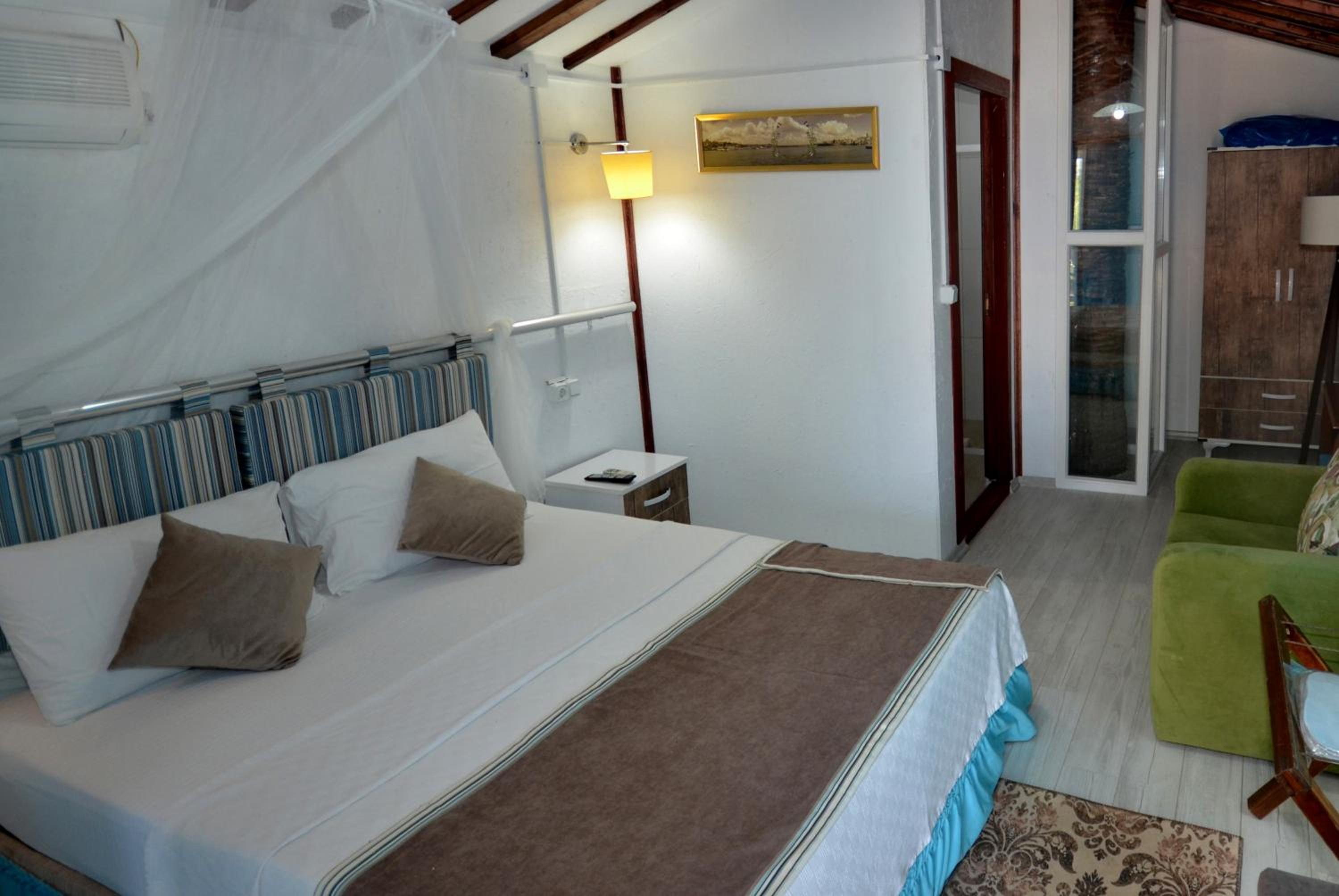 Blu Brezza Marine Hotel view 3