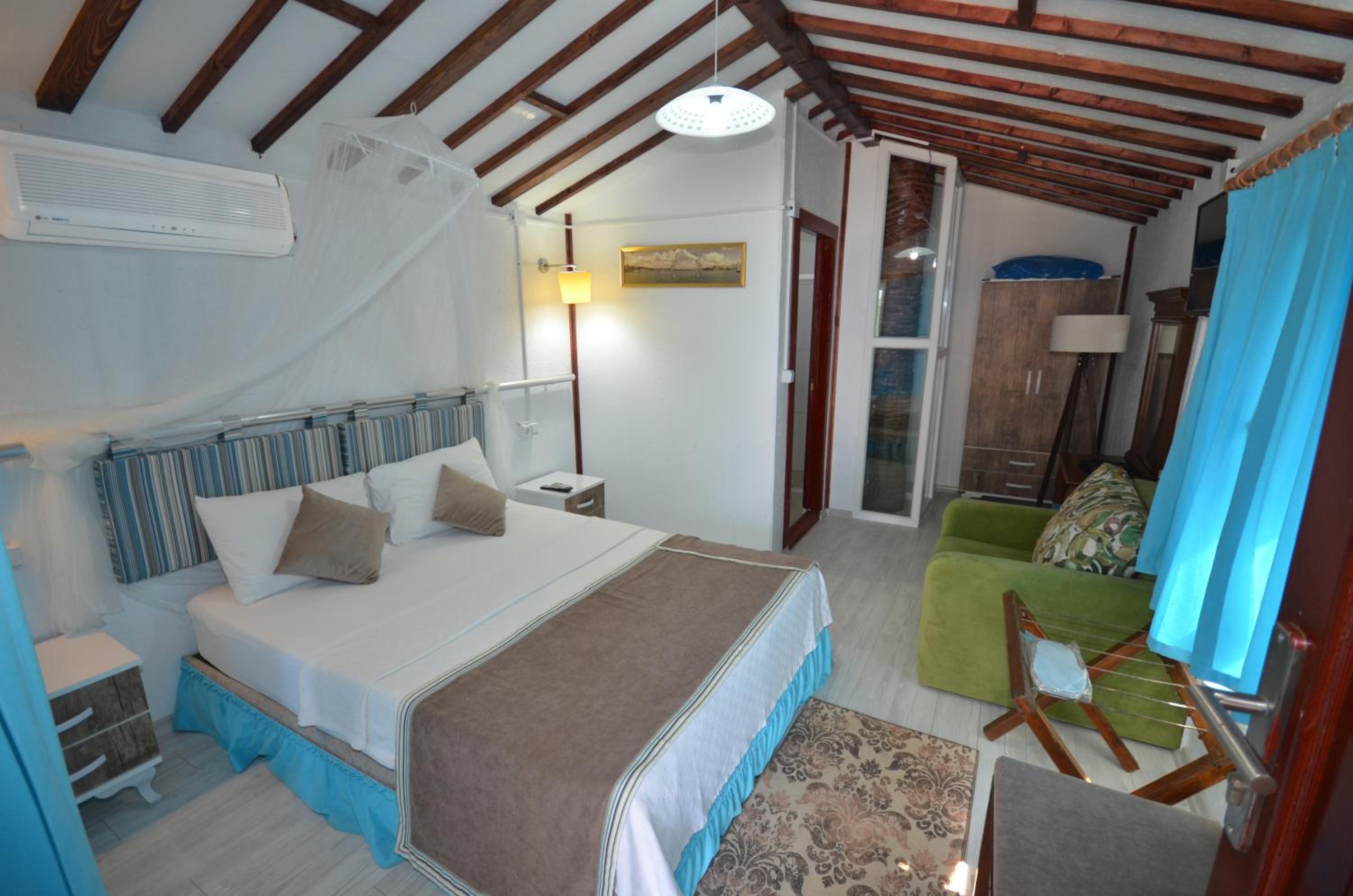Blu Brezza Marine Hotel view 2
