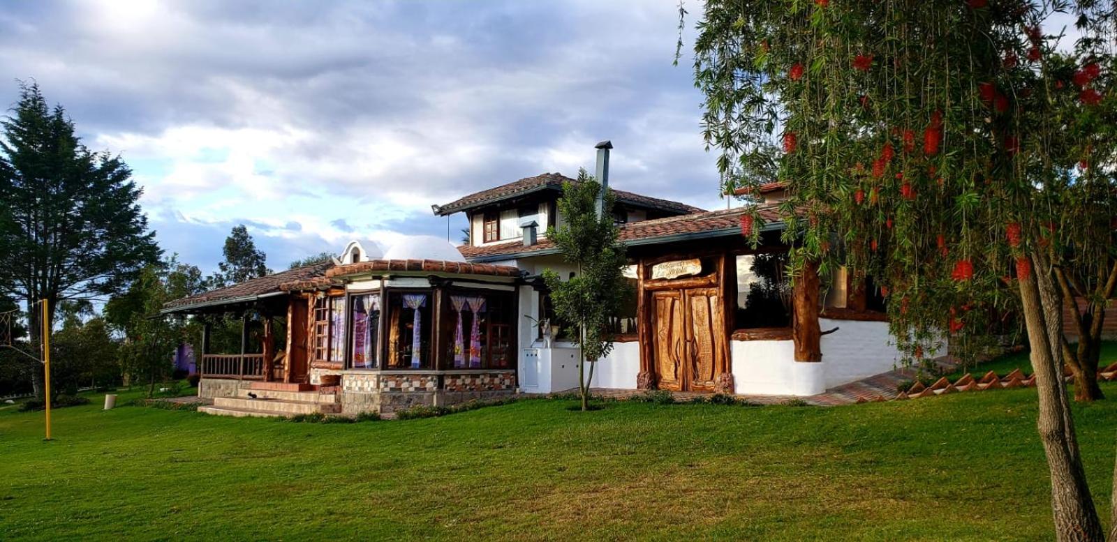 Zaysant Ecolodge