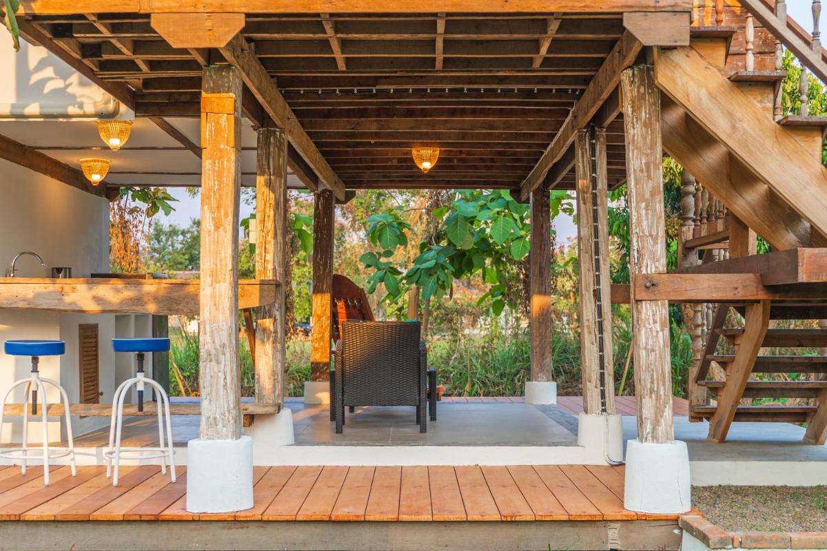 Photo 50