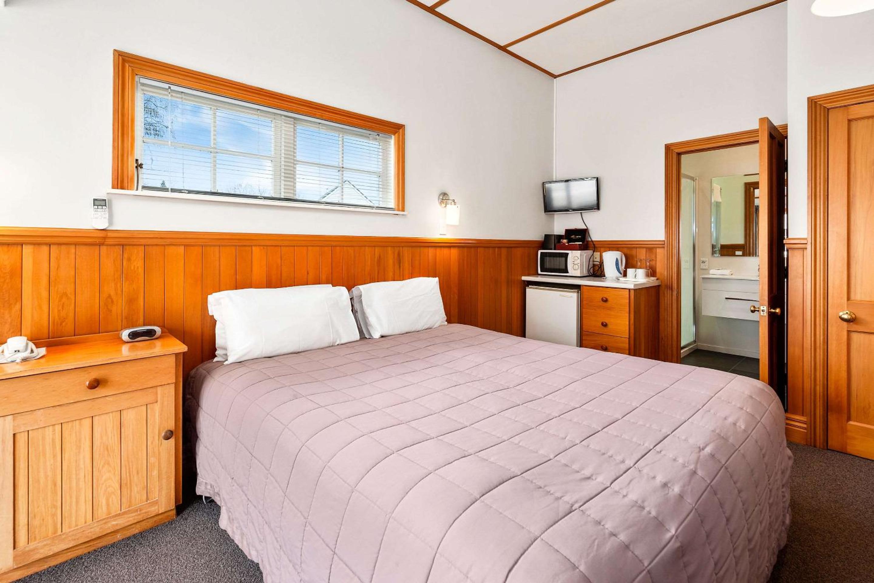 Huka Falls Resort