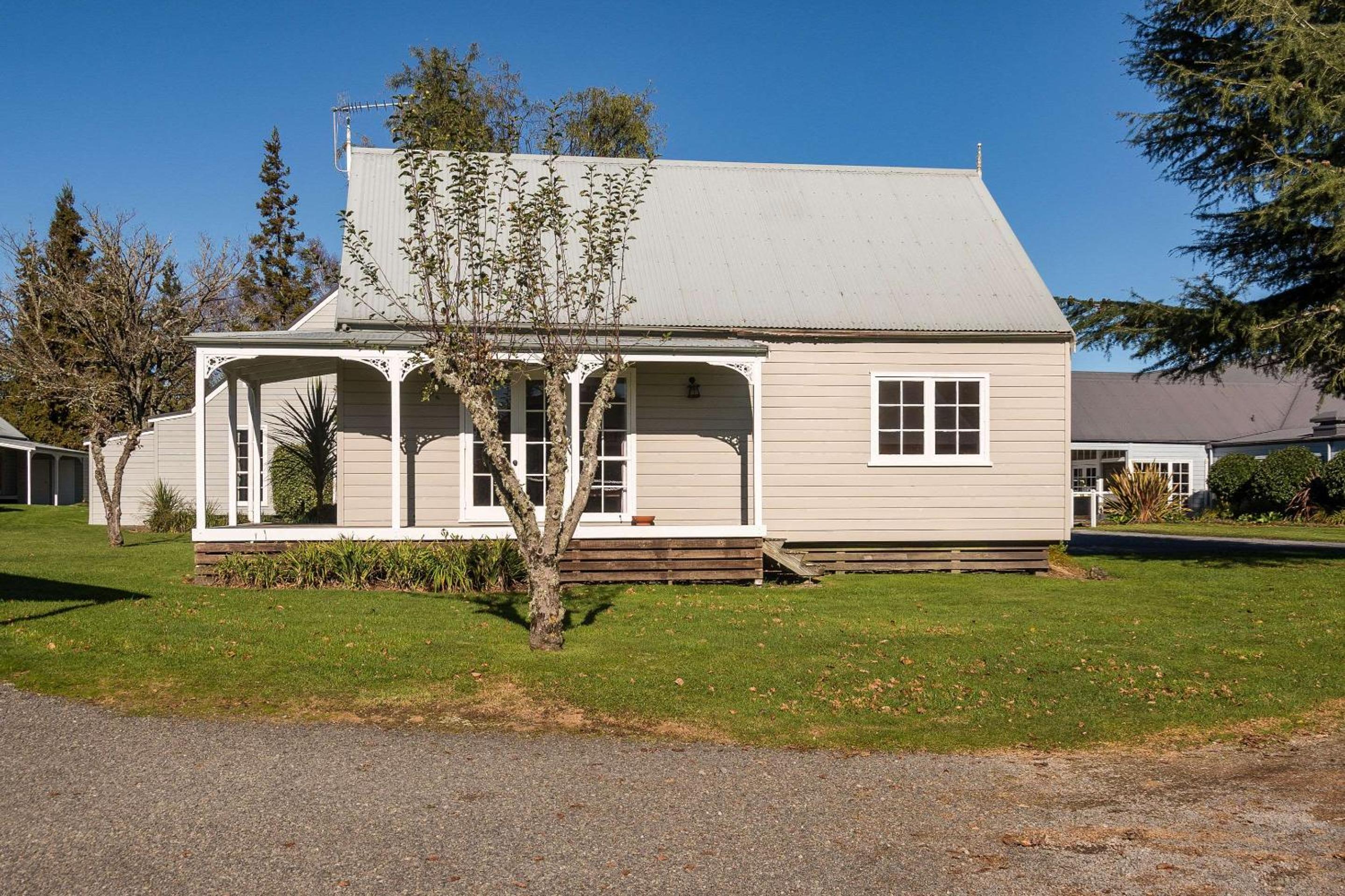 Huka Falls Resort