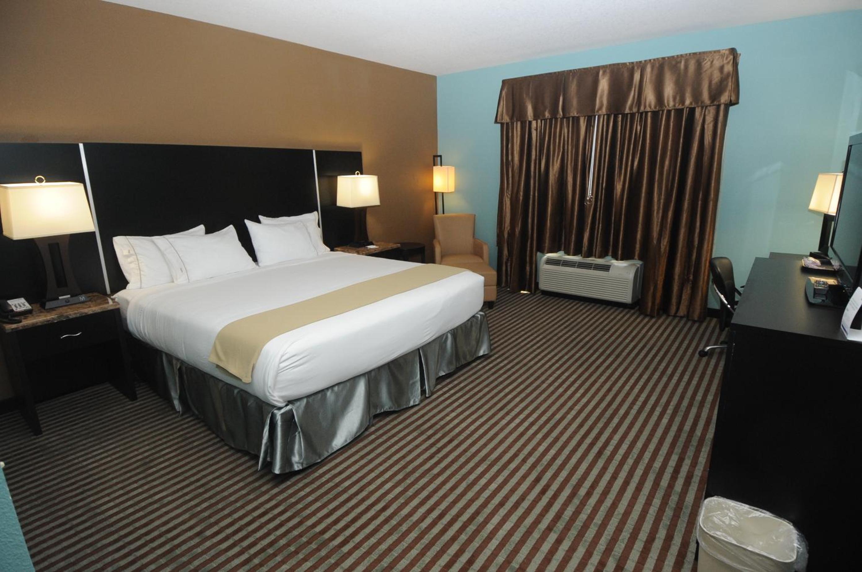 Somerset Vacations - Holiday Inn Express Somerset, an IHG Hotel - Property Image 5