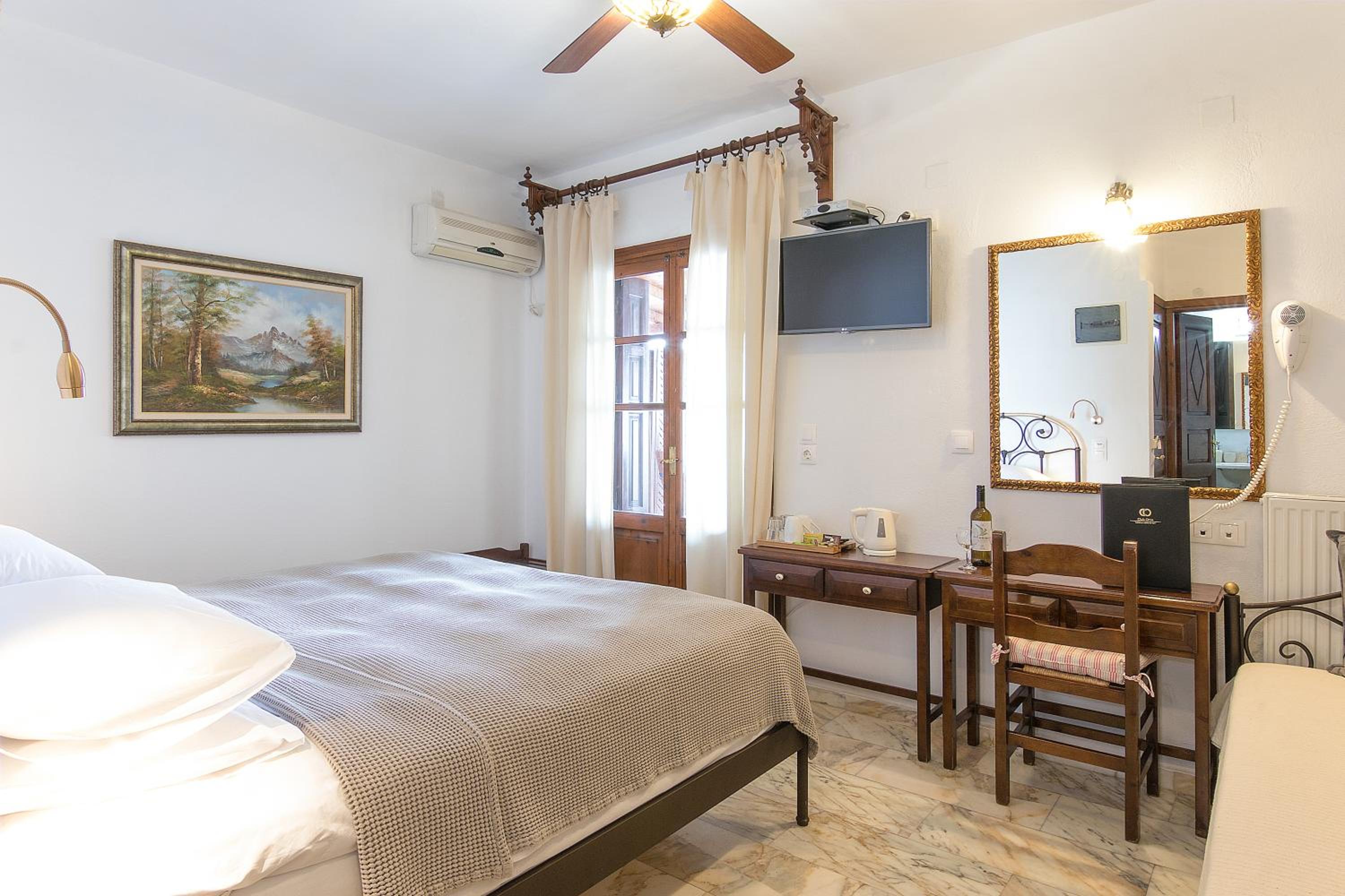 ClubOrsa Chrysoula's Guest House photo 5