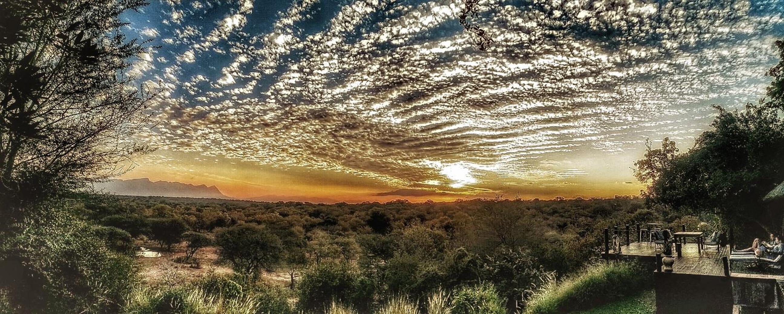 Khaya Ndlovu Safari Manor