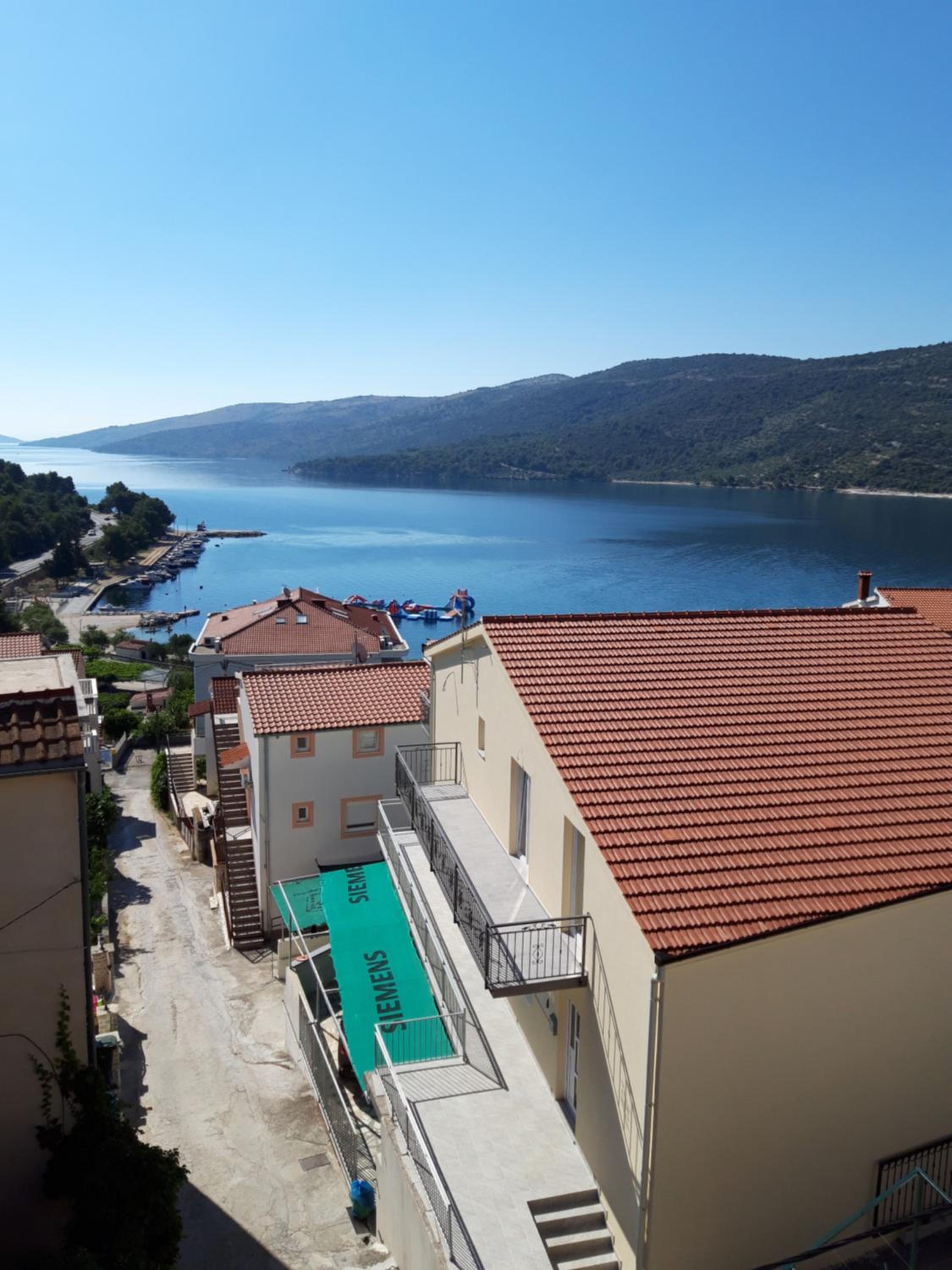 Apartmani Tanja view 3